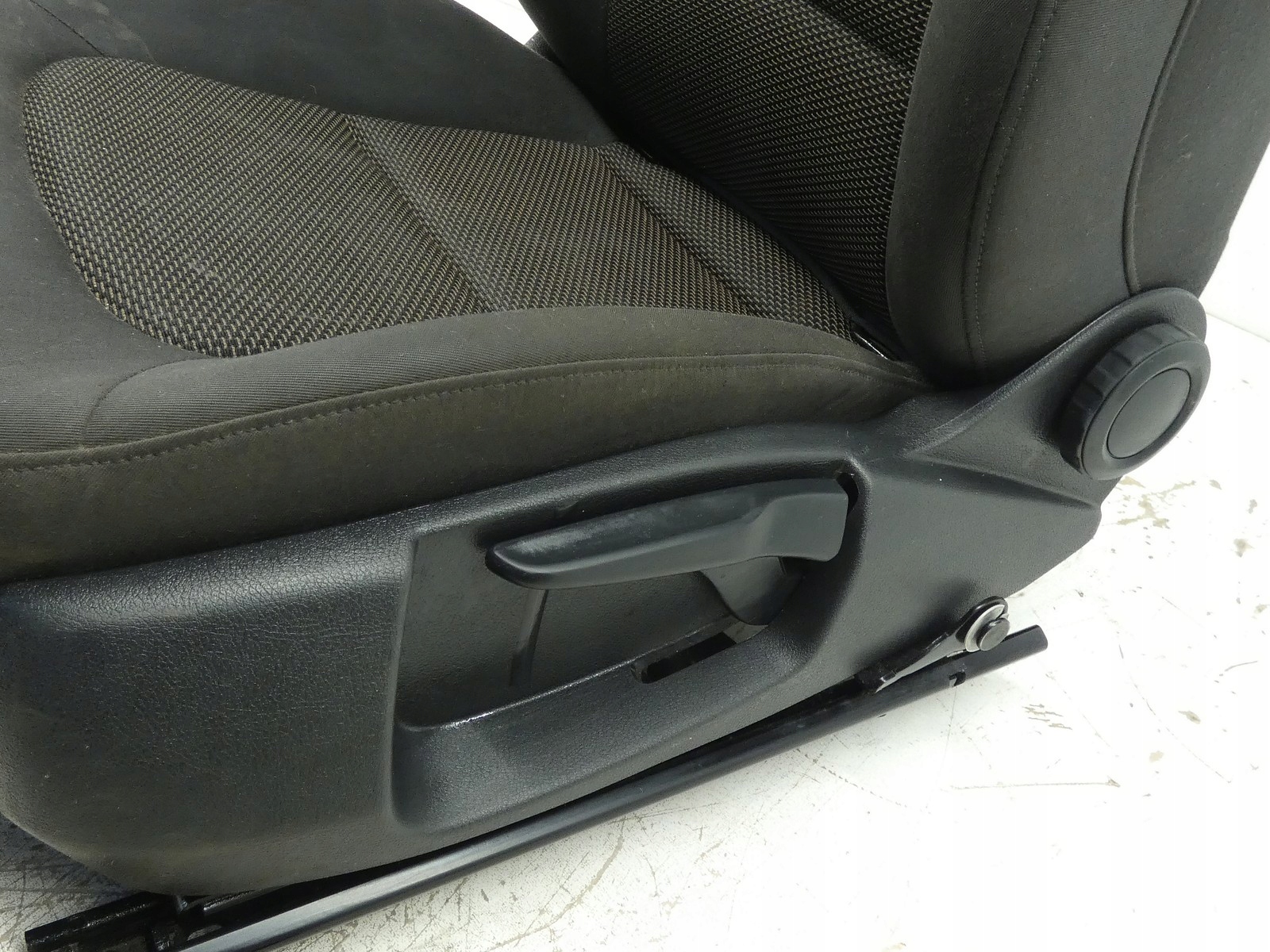 seat left front front driver´s AUDI A4 B8 MATERIALOWY