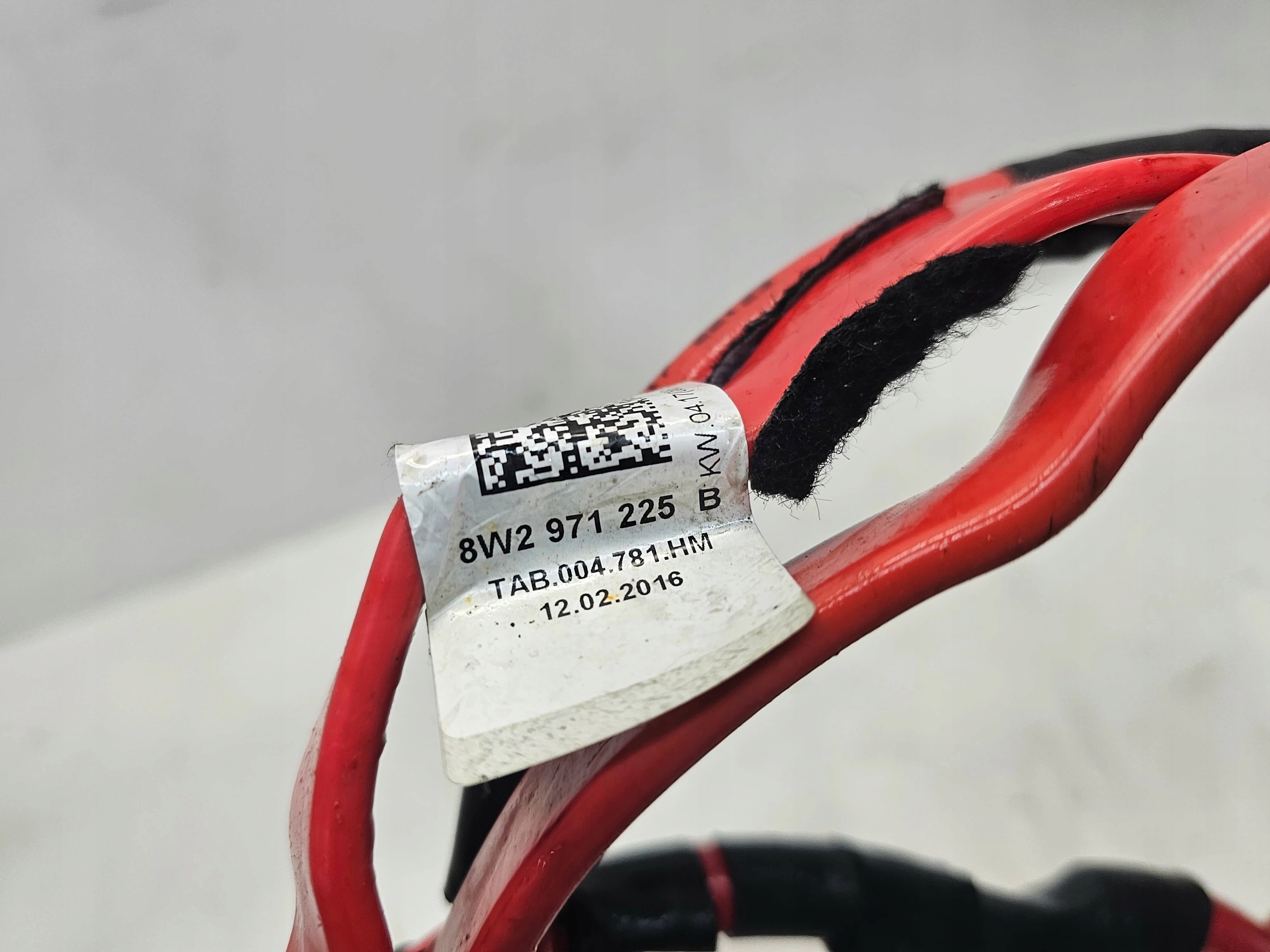 cable battery PLUSOWY AUDI A4 B9 8W2971225B