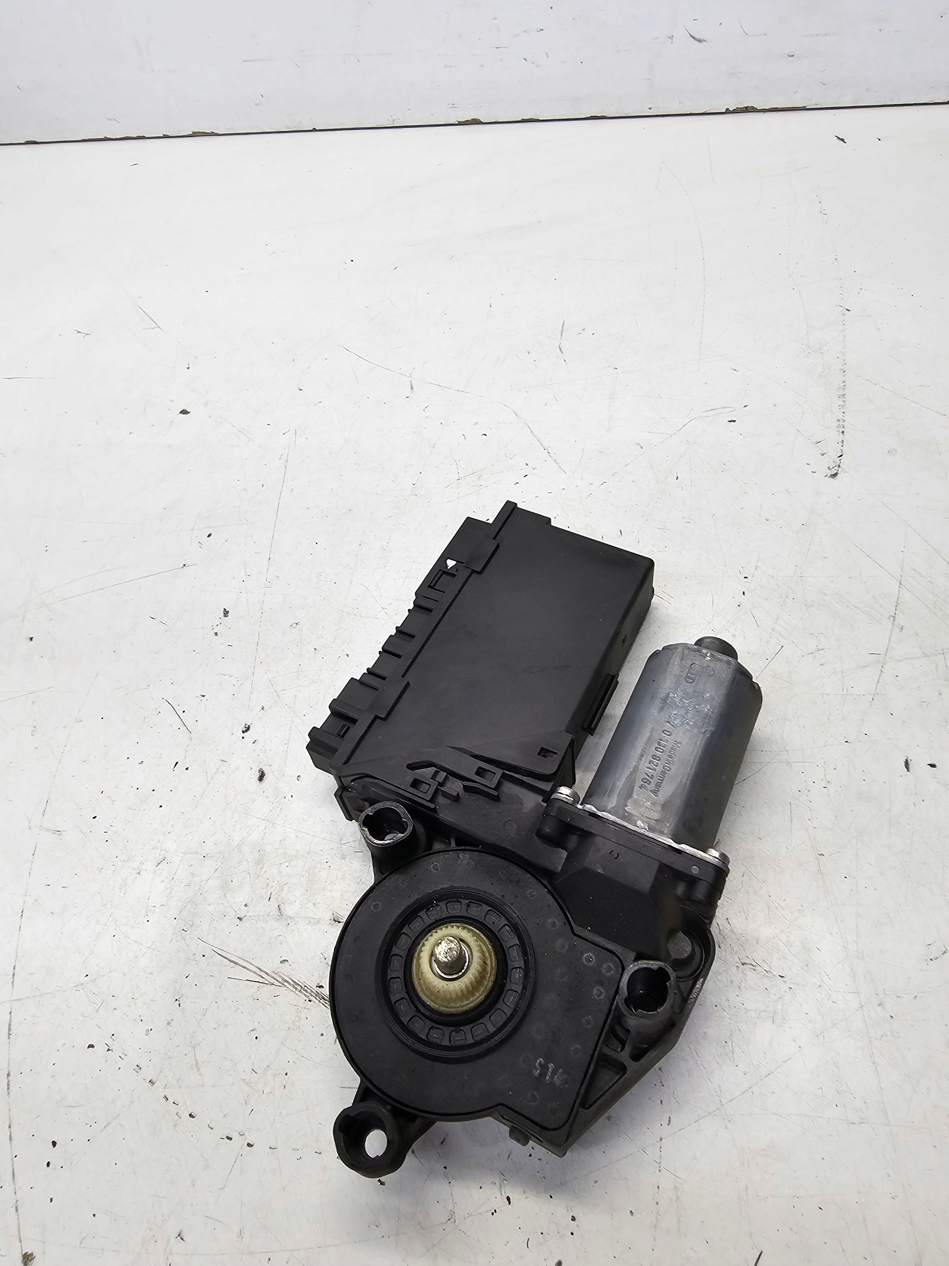 mini motor windows right front AUDI A4 B7 8E1959802G