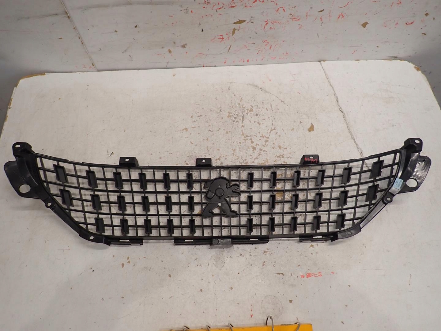 Grill PEUGEOT 2008 LIFT 2016- 9815372877