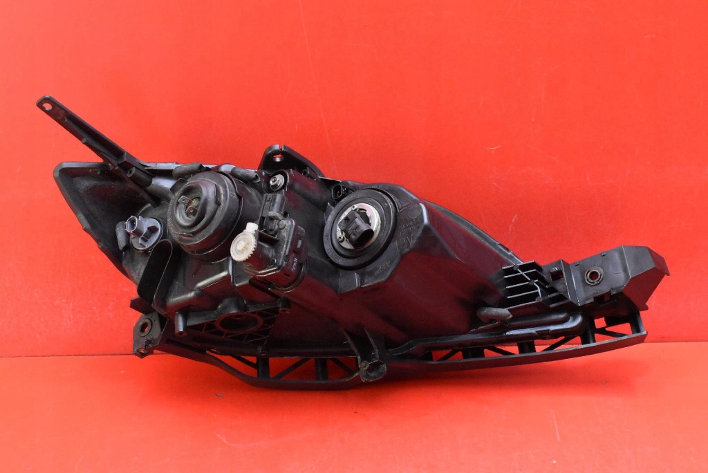 REFLEKTOR left light front lens EU P3665L MAZDA 3 1 and BK LIFT 06-09