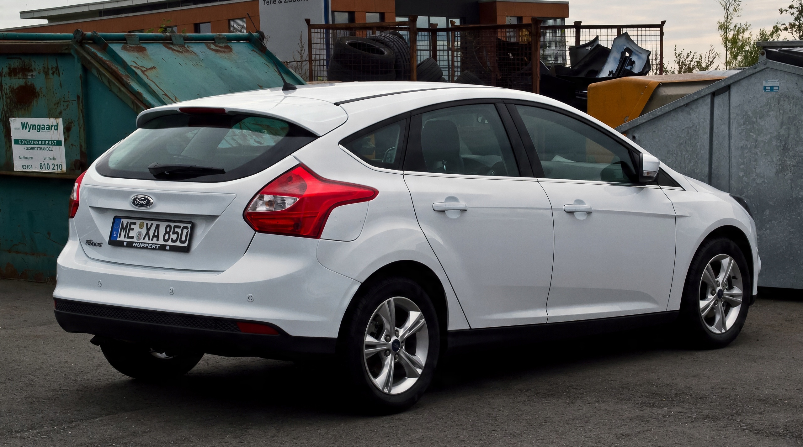 Ford Focus 3 2012 хэтчбек