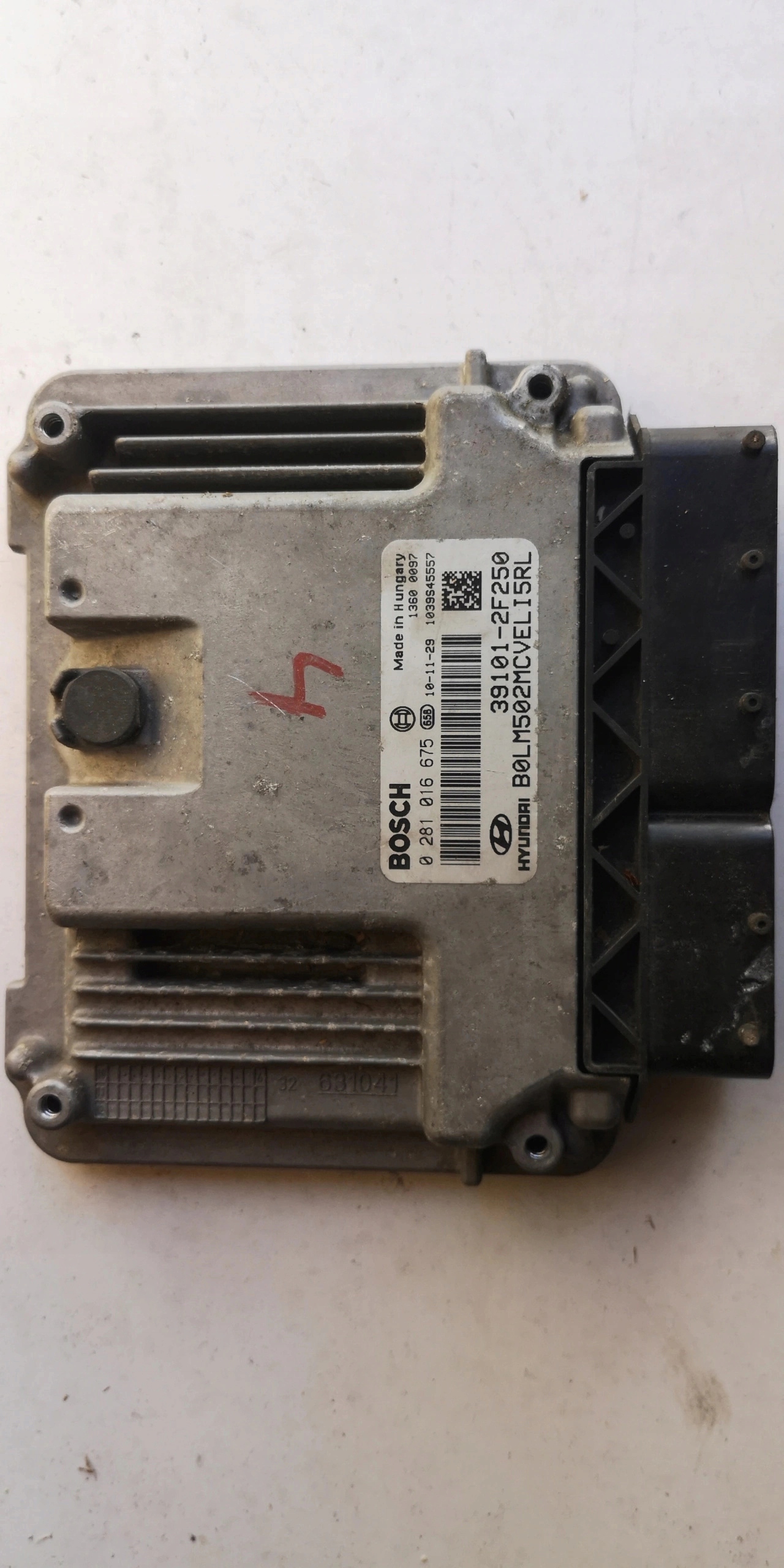HYUNDAI ix35 computer ECU 0281016675 39101-2F250