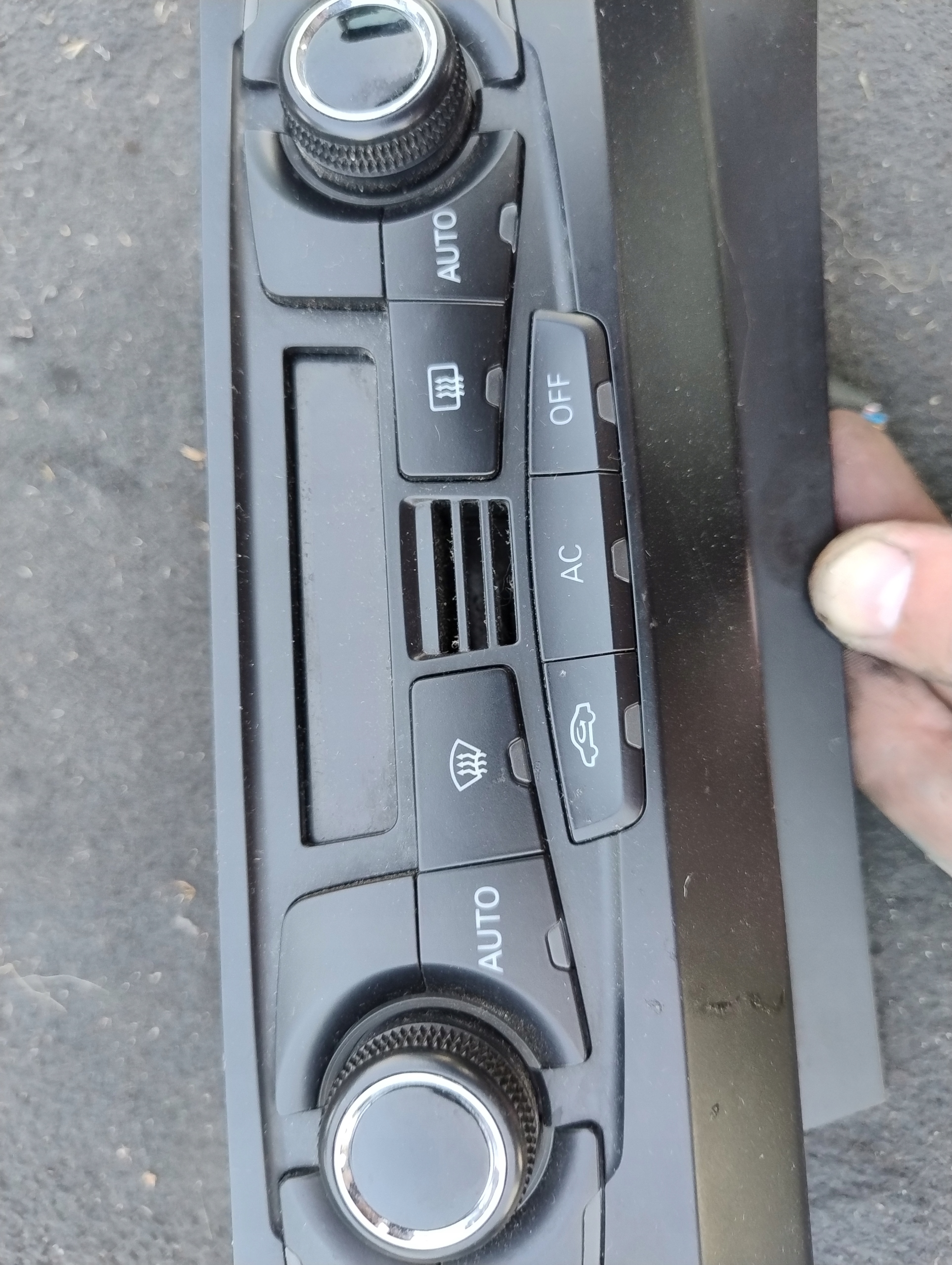 Unite commande clima Bouches buses AUDI A4 B8 8T2820043AF WERSJA ANGIELSKA