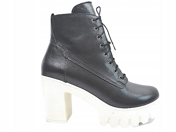 Černé kotníkové boty s pohodlným podpatkem platforma 37