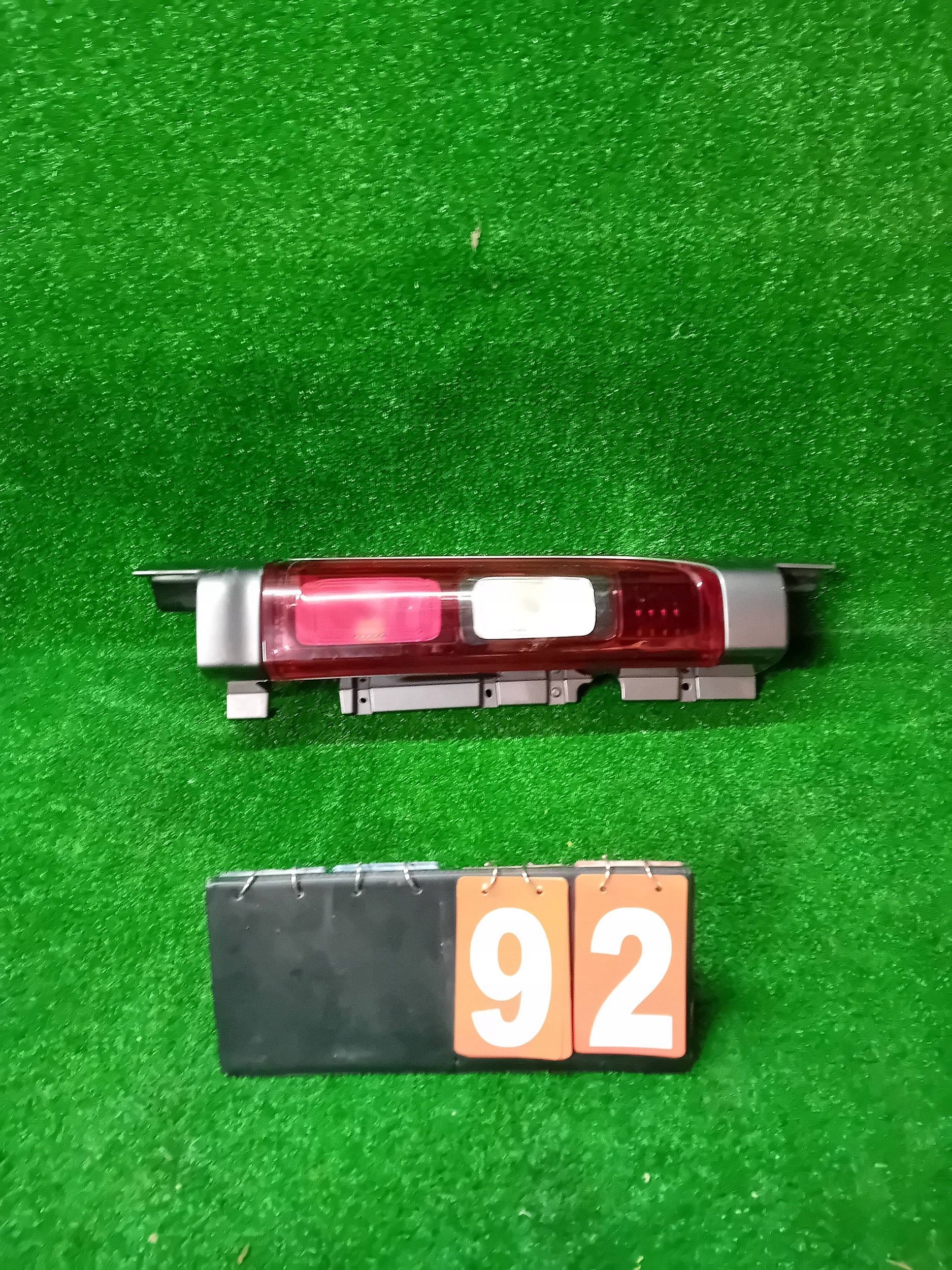 light rear part rear left RENAULT TRAFIC III OPEL VIVARO B 14- NR.92