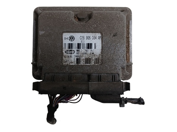 VW GOLF IV BORA 1.6 control unit of the engine 036906034AM