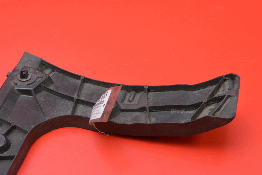 bumper bracket left rear part 4G9807453E AUDI A6 C7 KOMBI 10-14