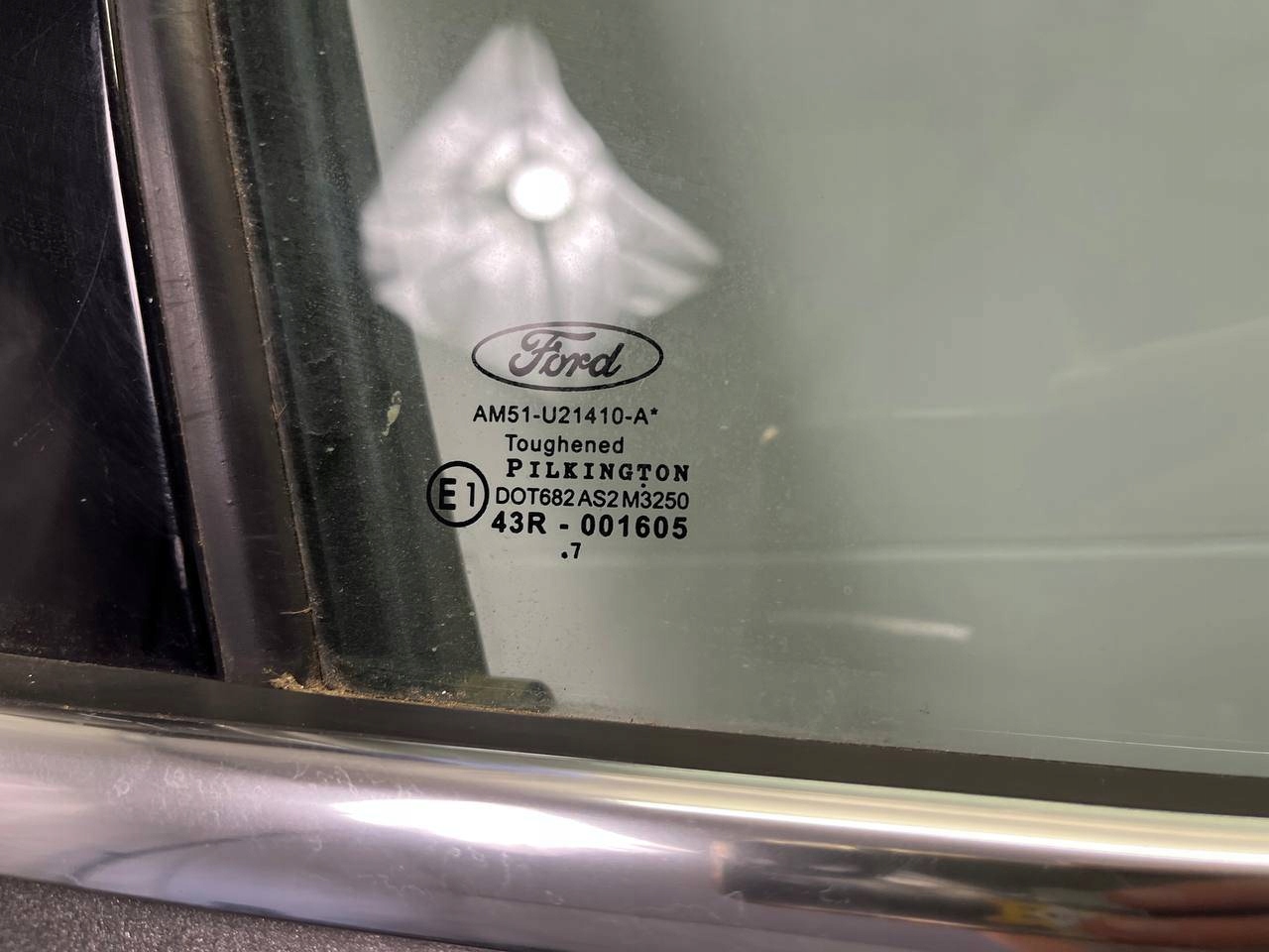 dveře předek pravá strana Ford C-Max 2 2015