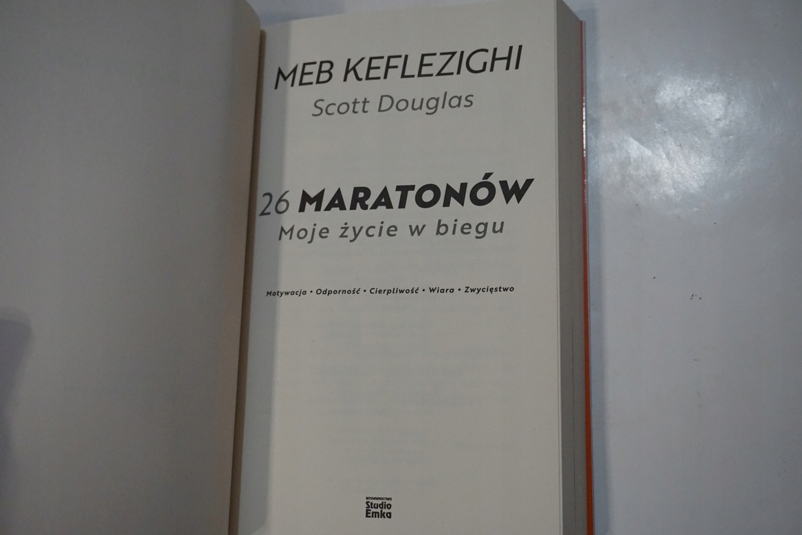 26 MARATONÓW MEB KEFLEZIGHI SCOTT DOUGLAS Wydawnictwo Studio Emka