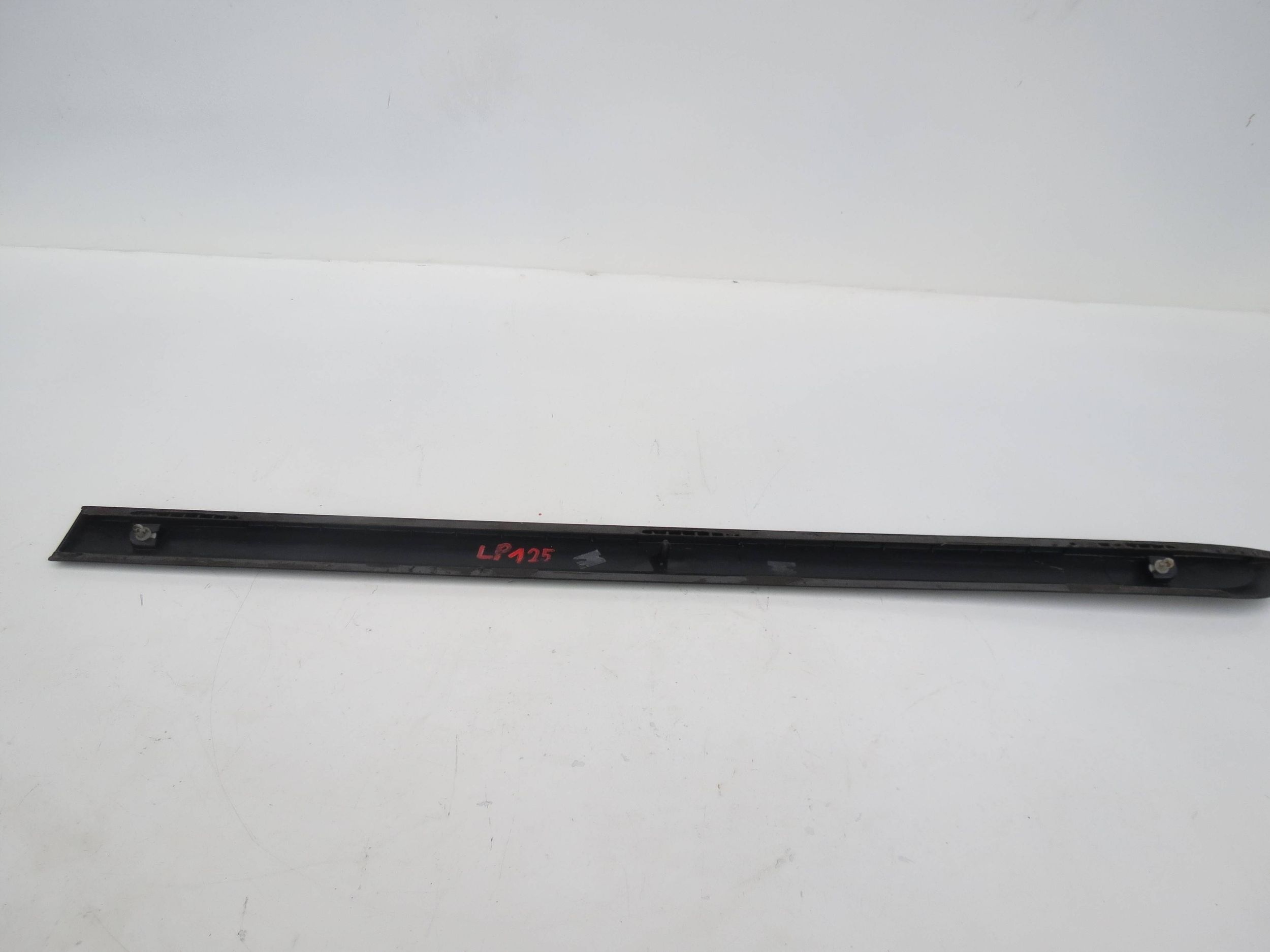 moulding door left front VOLVO XC90 30698451