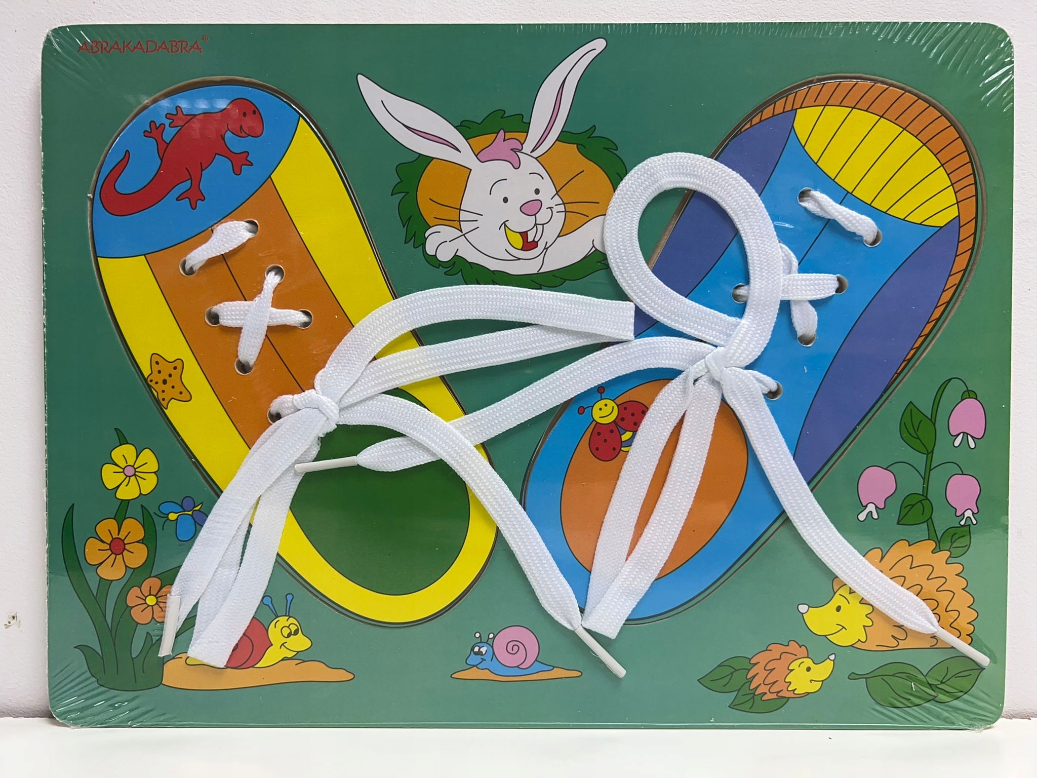 

Zabawka Drewniana sznurowanie butów