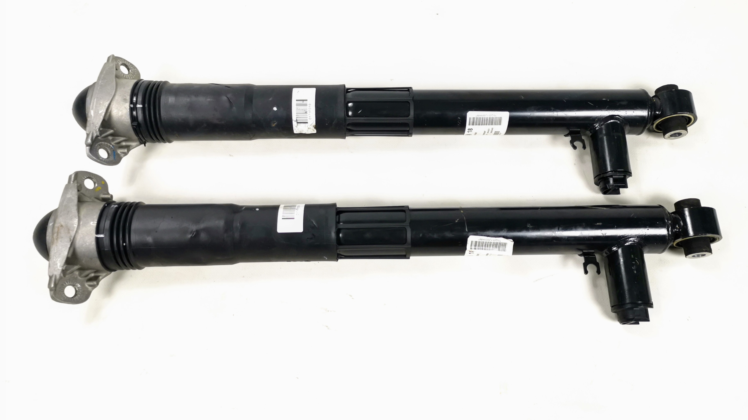 AMORTYZATOR TYŁ GOLF VII PASSAT SKODA 5Q0512009AM Strona zabudowy tył tylne lewe tylne prawe