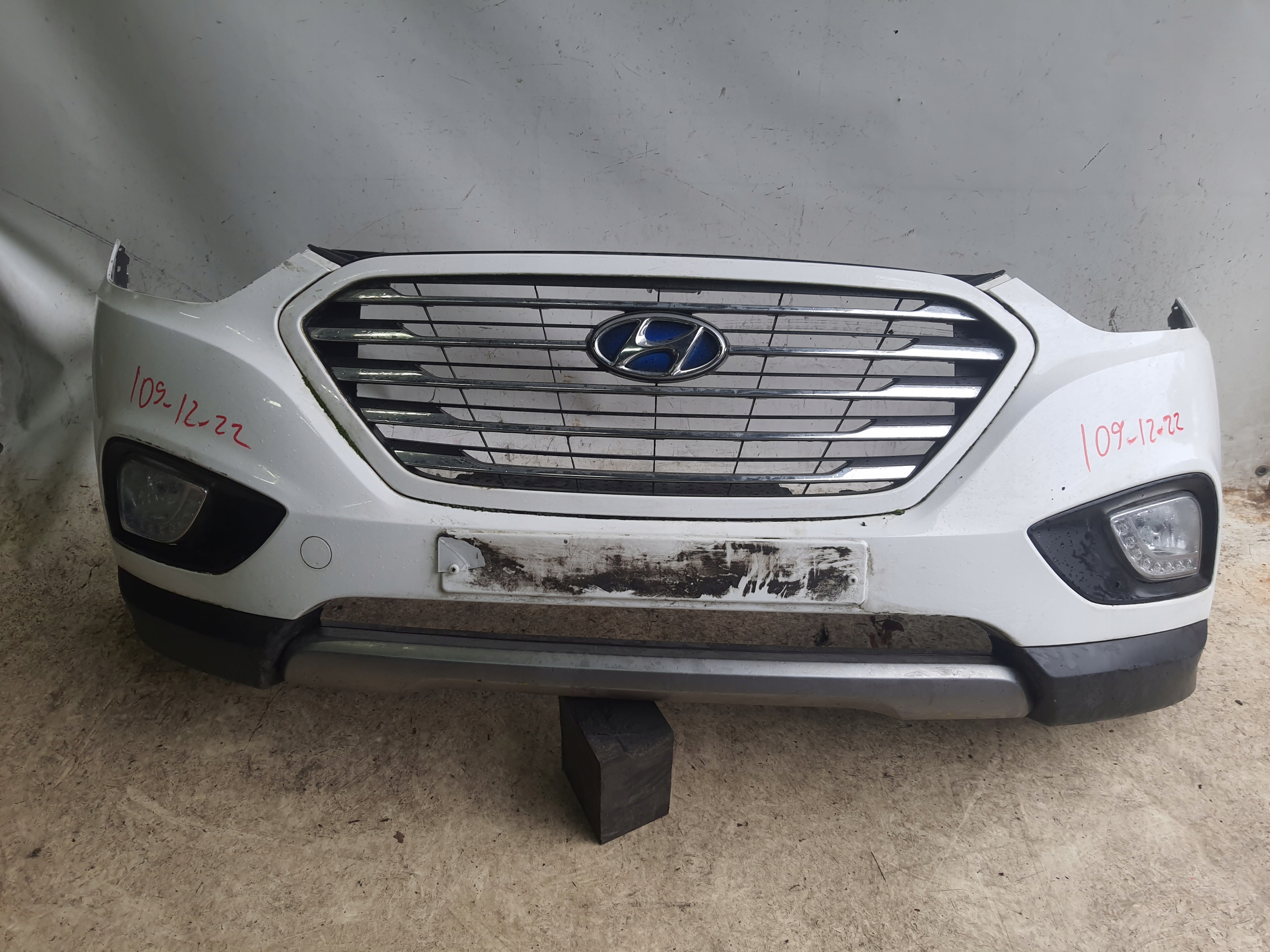 HYUNDAI IX35 13-18 bumper FUEL CELL
