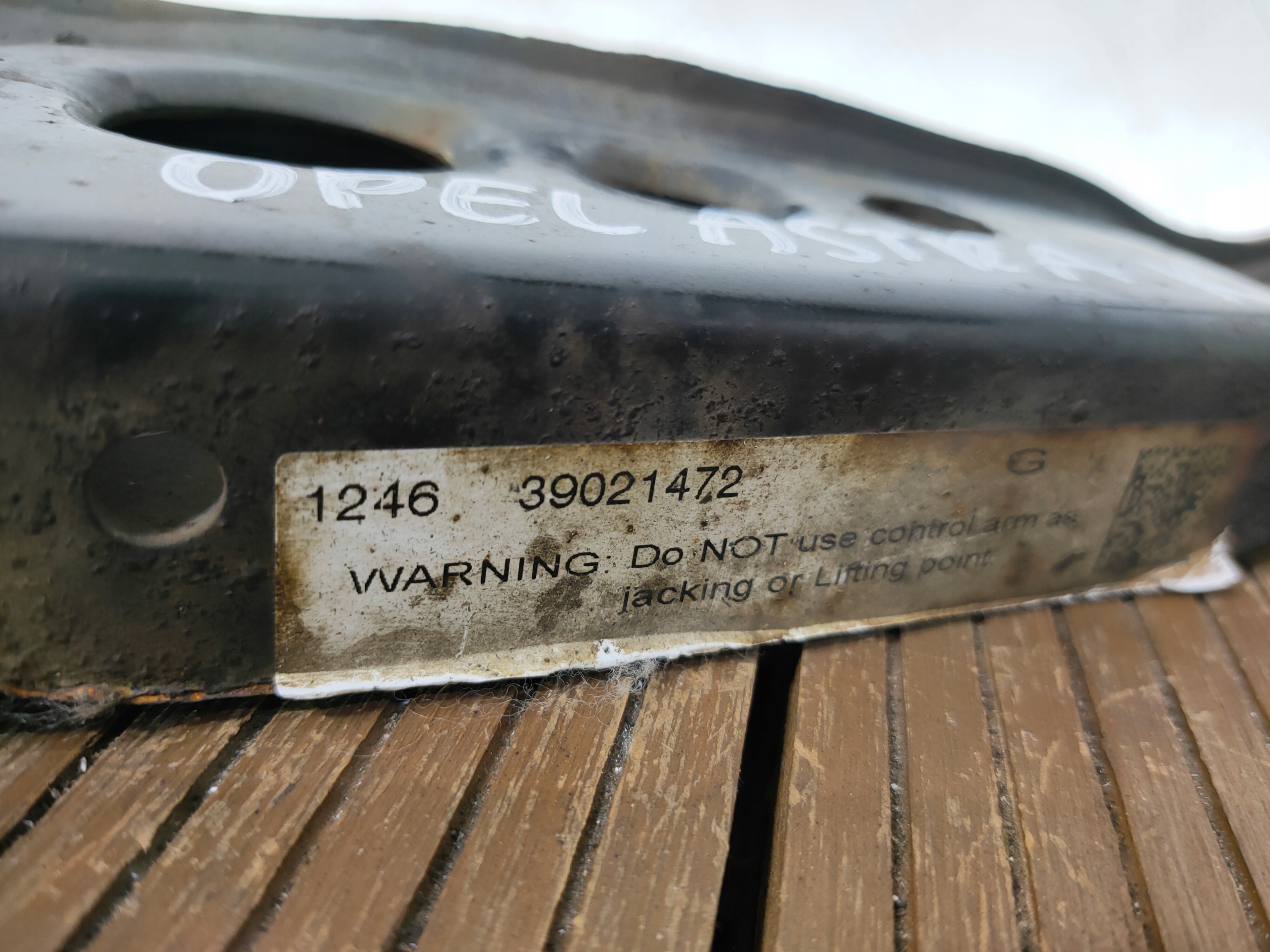 OPEL ASTRA K V 15-21 arm front left front 39021472 OE