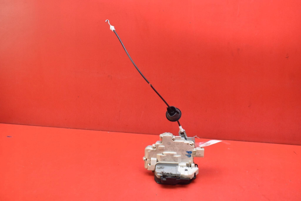lock door right front front EU 8E1837016AA AUDI A4 B7 sedan 04-08