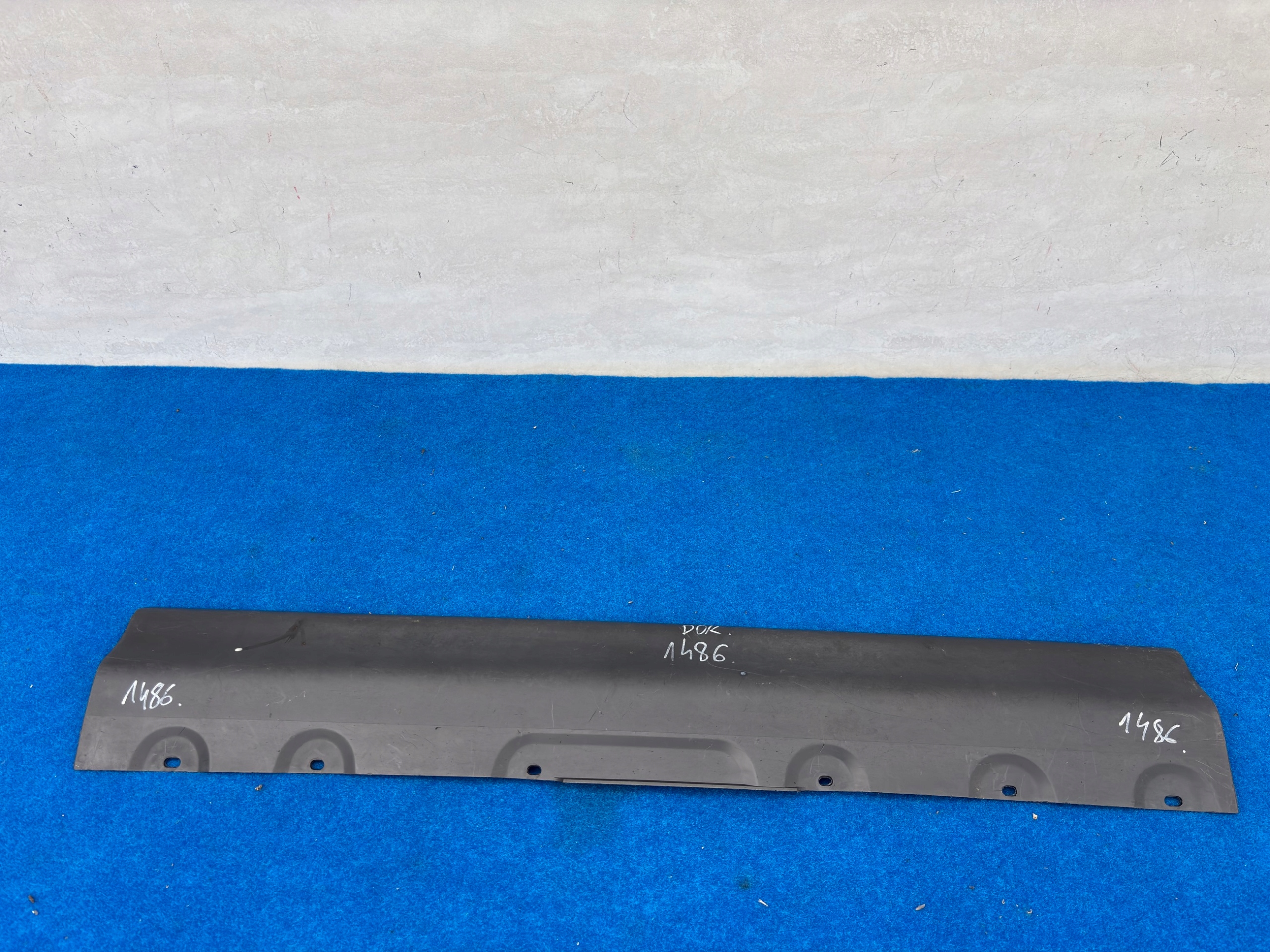 BMW X5 E53 right moulding threshold cap 8402336 DOK1486