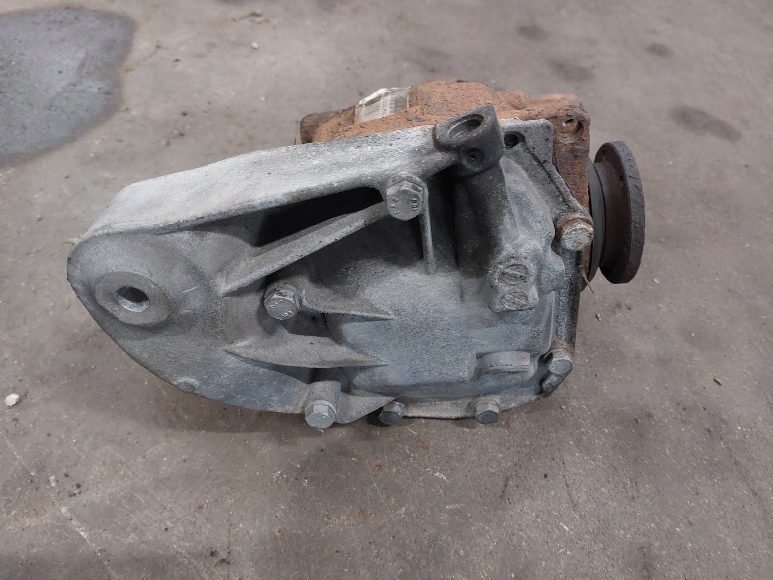 differential diff WYJE USZKODOZNY BMW E91 318i 3.38