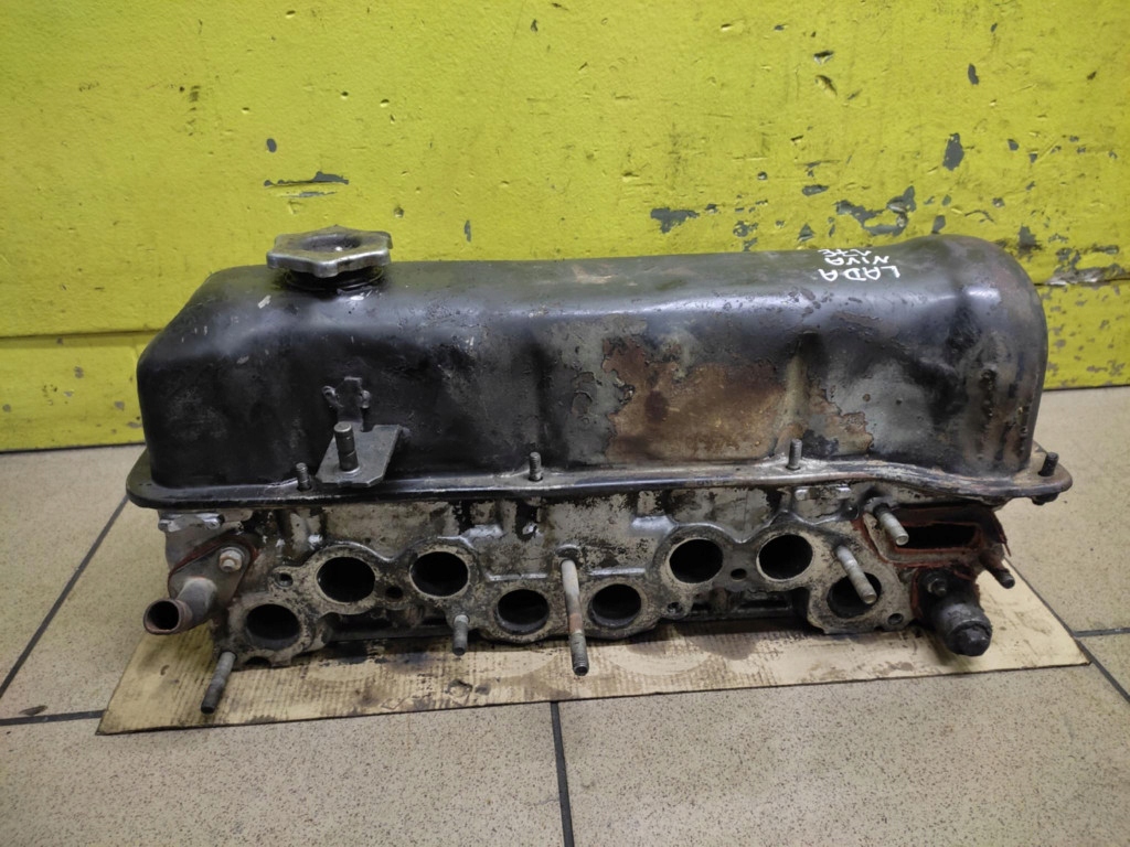 LADA NIVA 1.7 hlava MOTORU 21011100301510