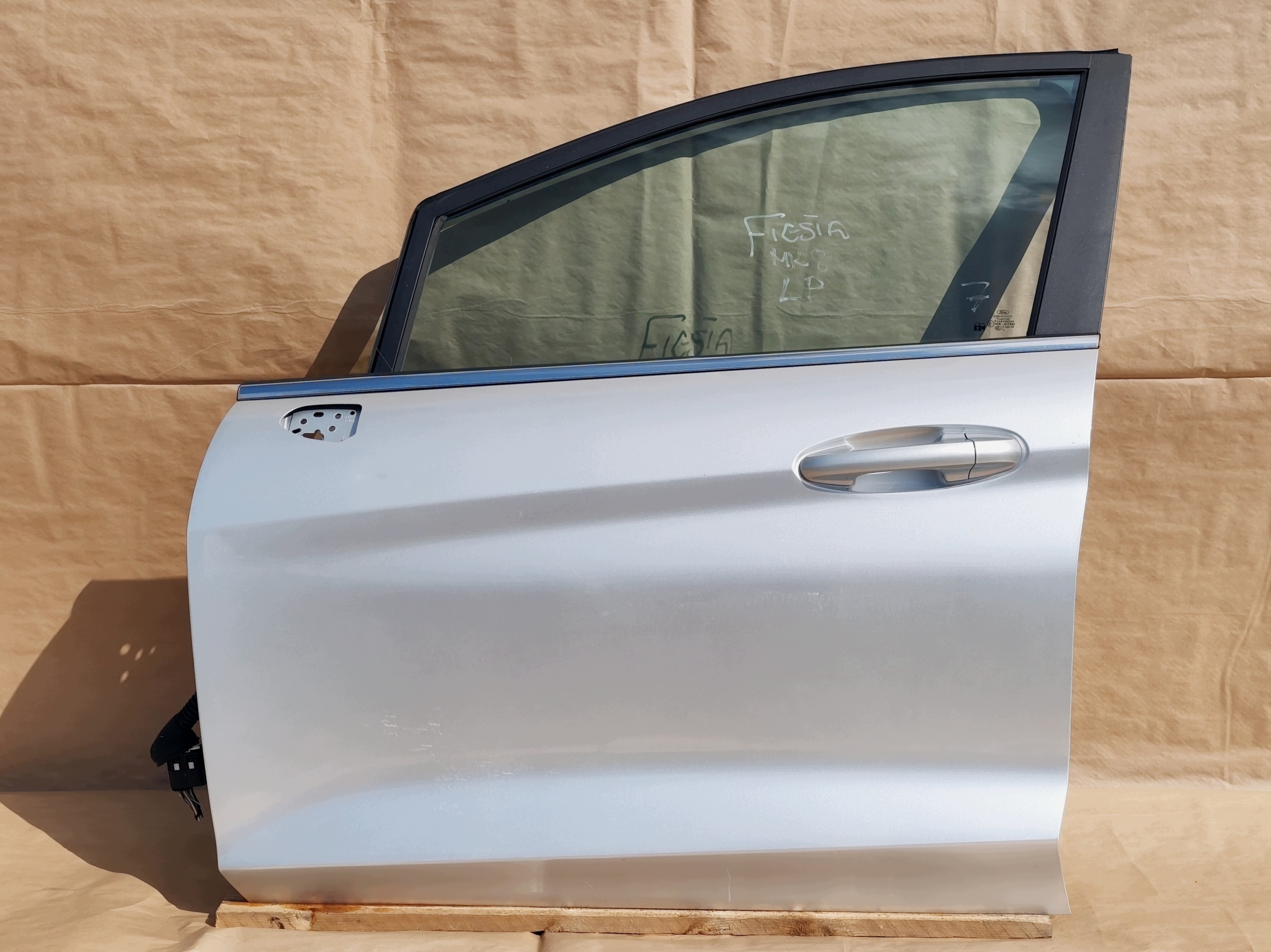 FORD FIESTA MK8 2017-2023 door left front MOONDUST SILVER