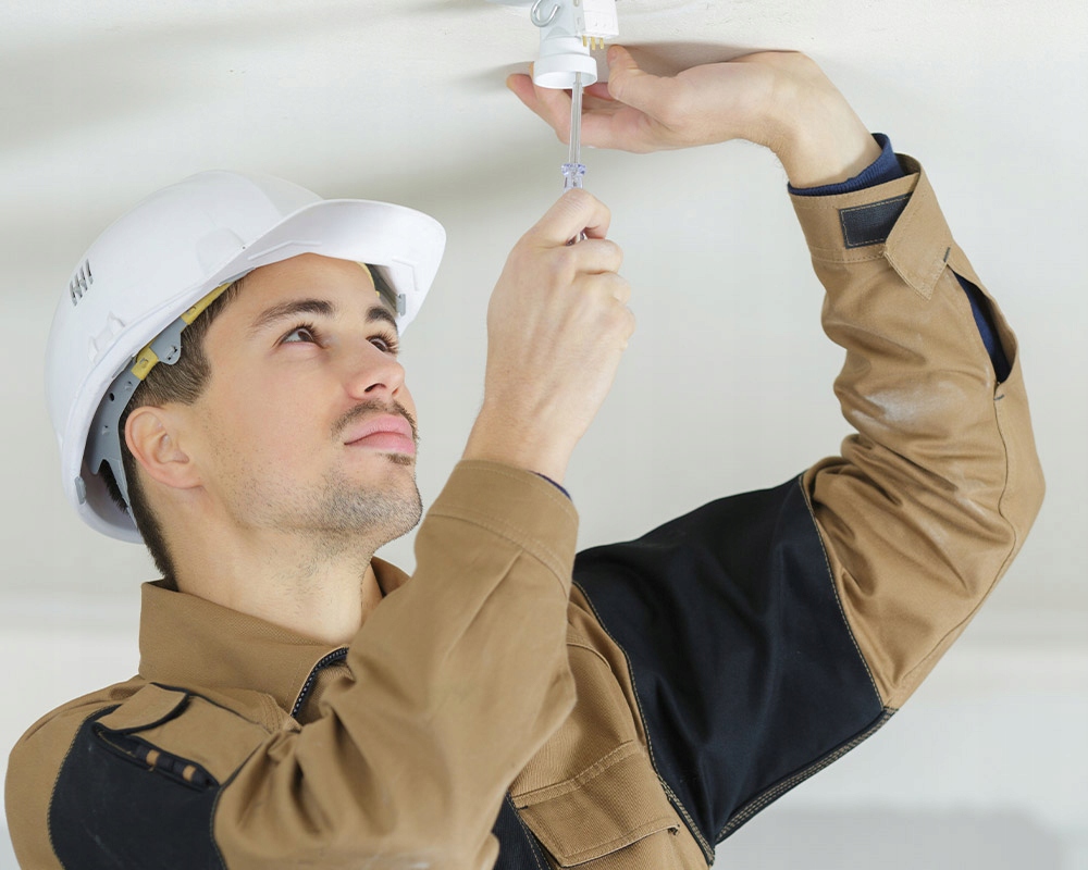 Plafon QUATRO 1 naturalne drewno GU10 kwadrat efektowna lampa do sypialni Szerokość produktu 14 cm