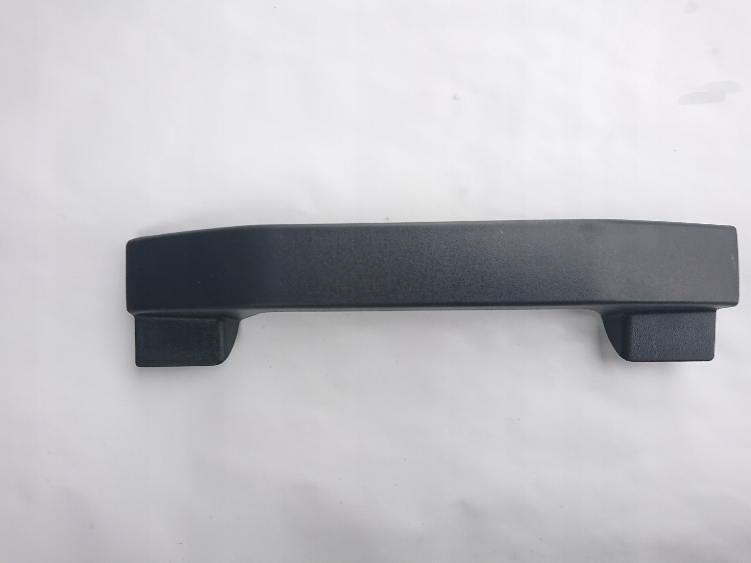 ZAŚLEPKA UCHWYTU ATRAPY KABINY RĄCZKA VOLVO FH 4