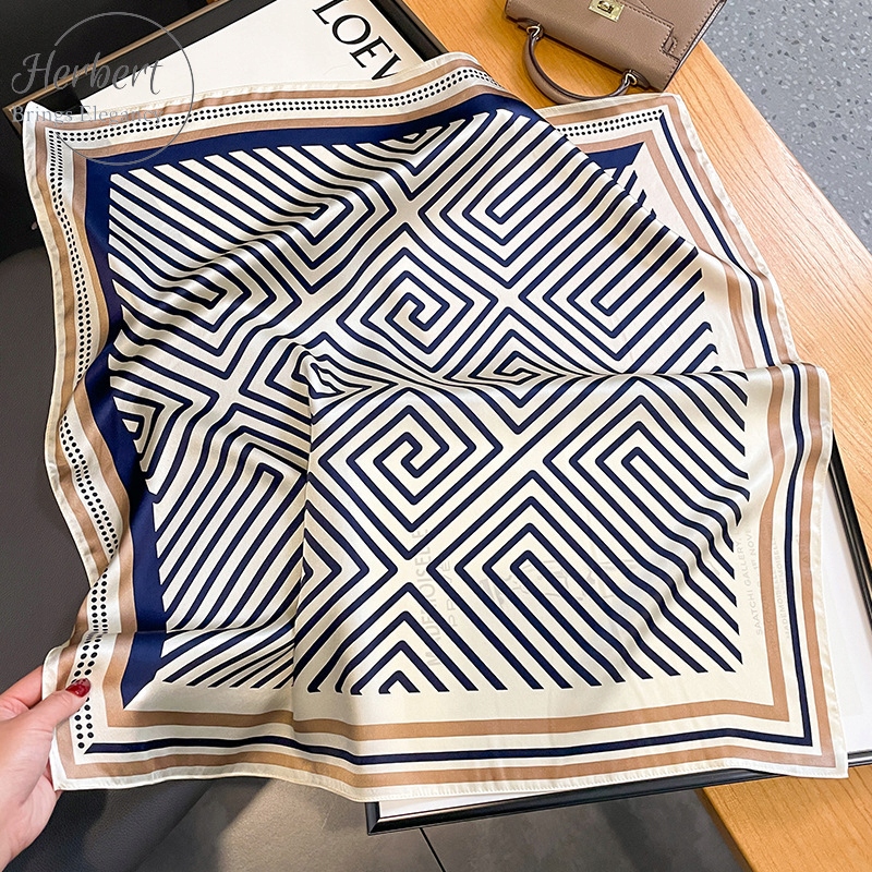 Dámská šála ze 100% hedvábí 65 cm