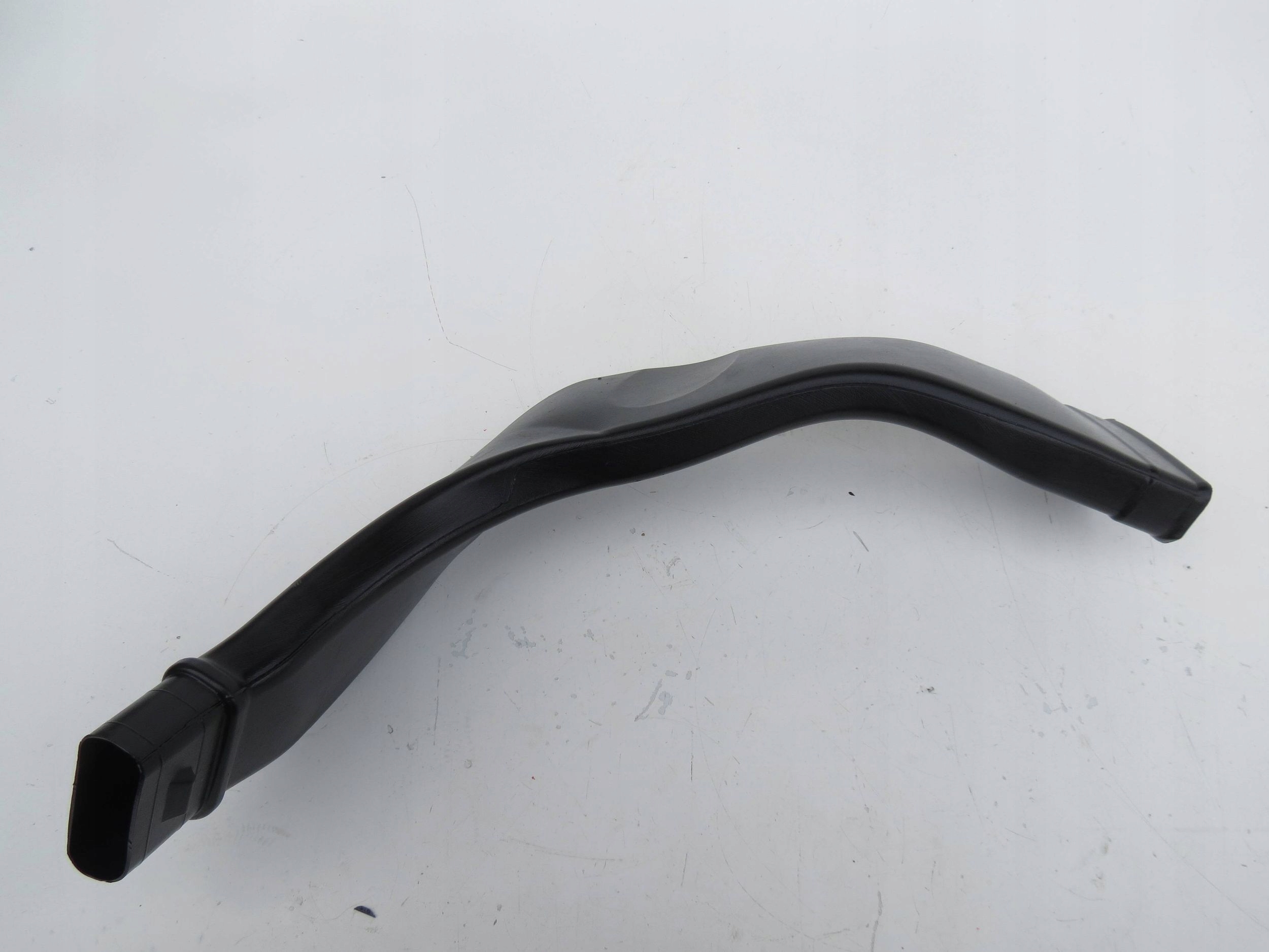 intake air drain VOLVO S90 2.0 V90 31418710