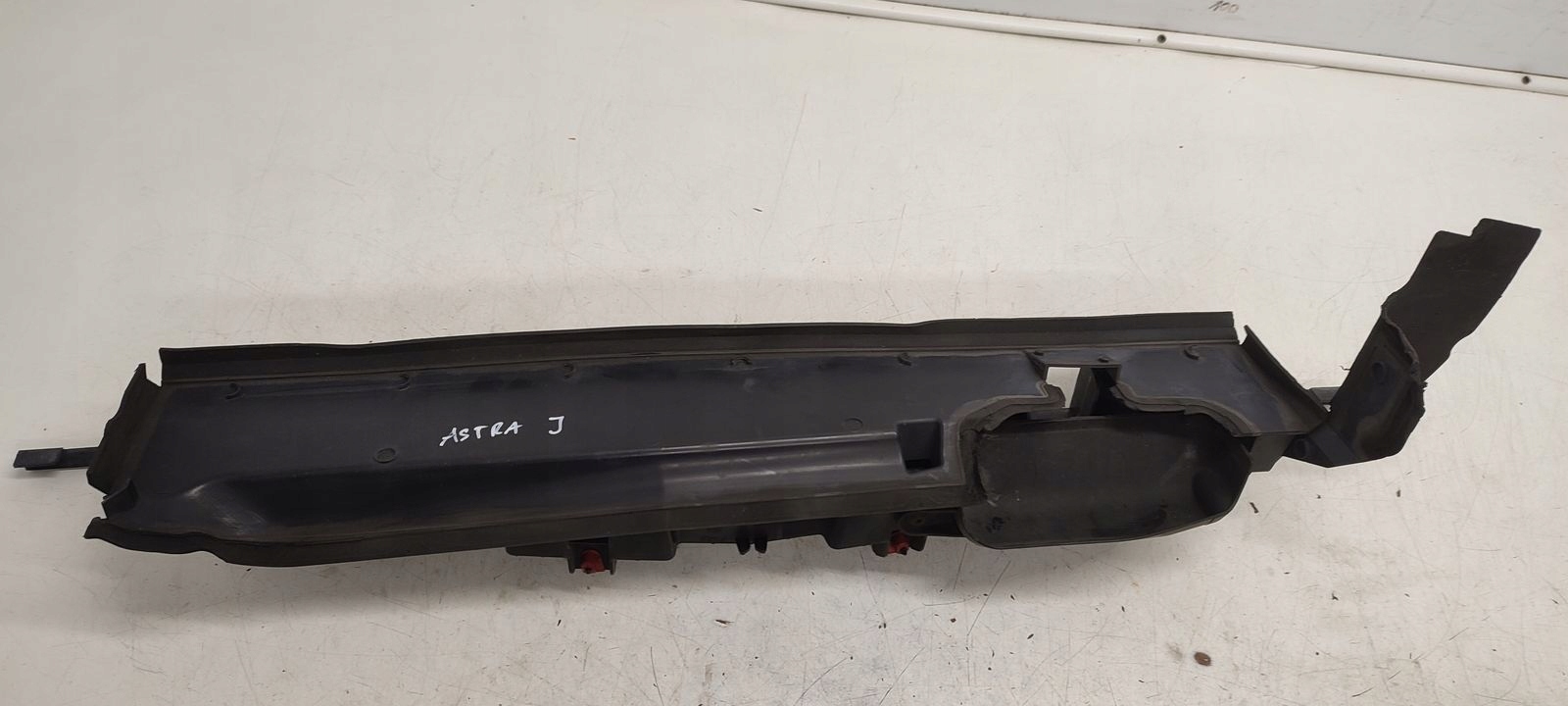 sider upper pillar Opel Astra J kombi 2,0 CDTI
