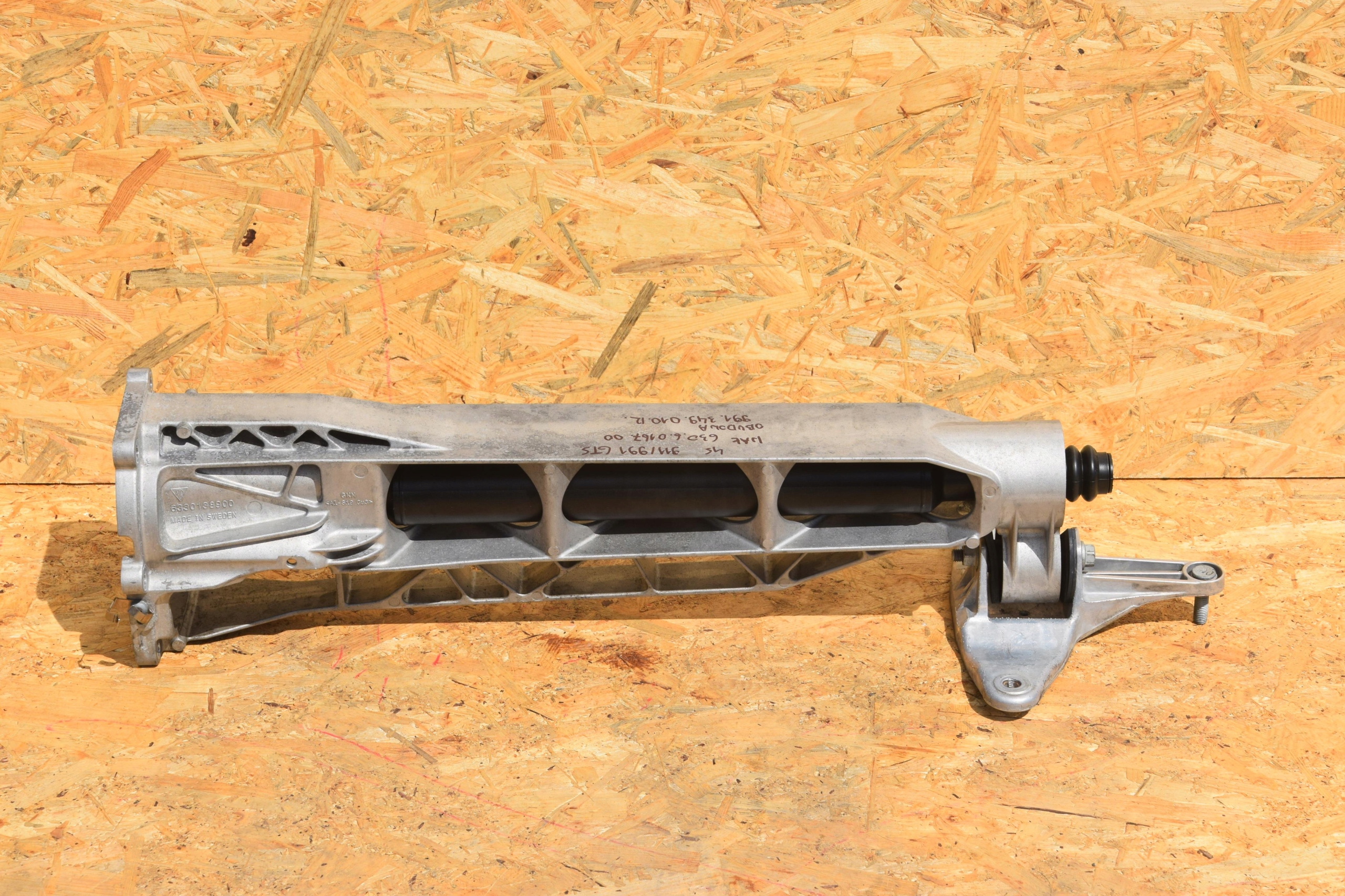 6306016700 6330138900 - КОРПУС + ВАЛ PORSCHE 911 991 GTS 3.0 B 41TYSKM