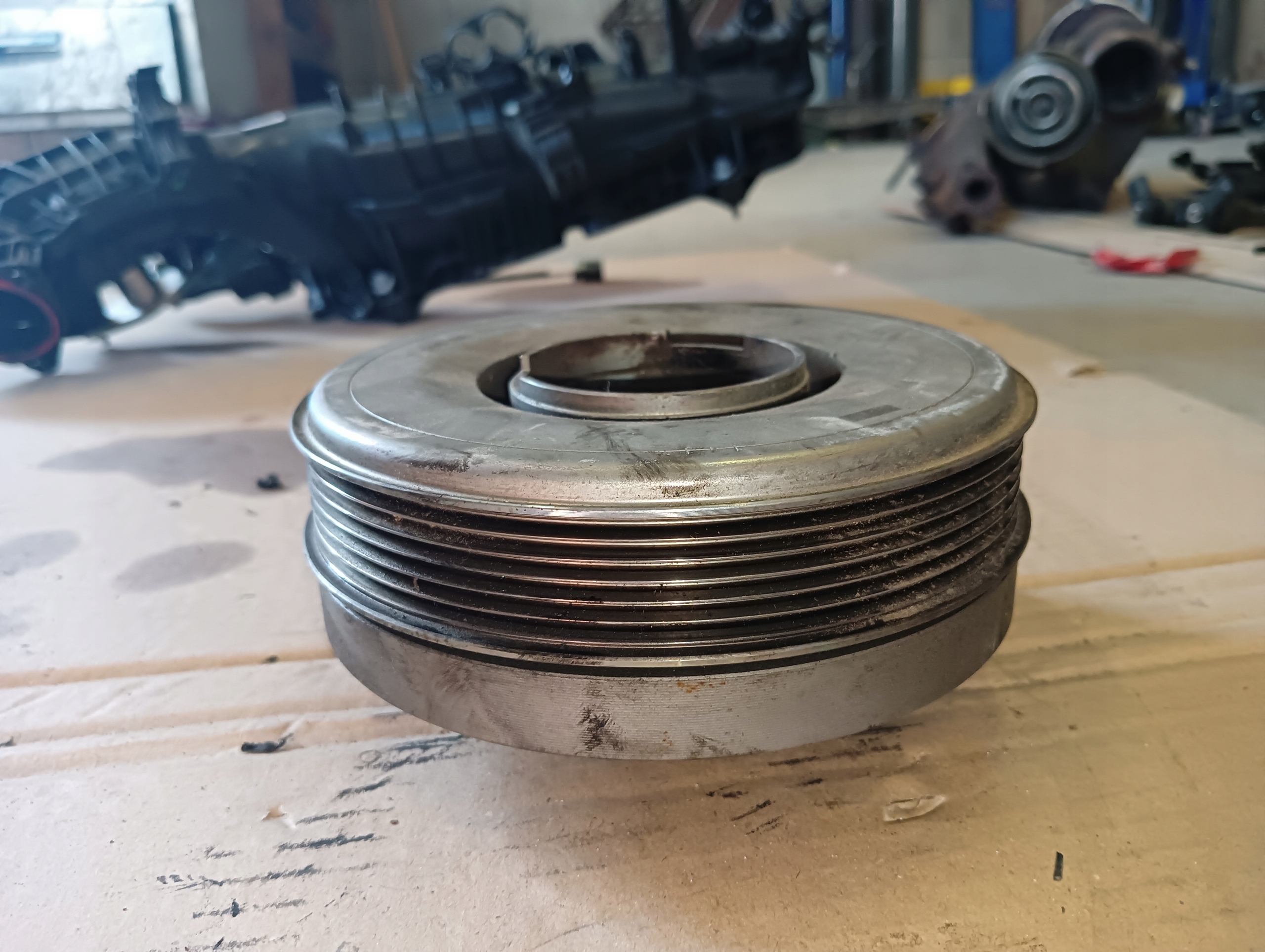 KOŁO PASOWE BMW 2.0D B47 I 7619245 18495010 Typ samochodu Samochody osobowe