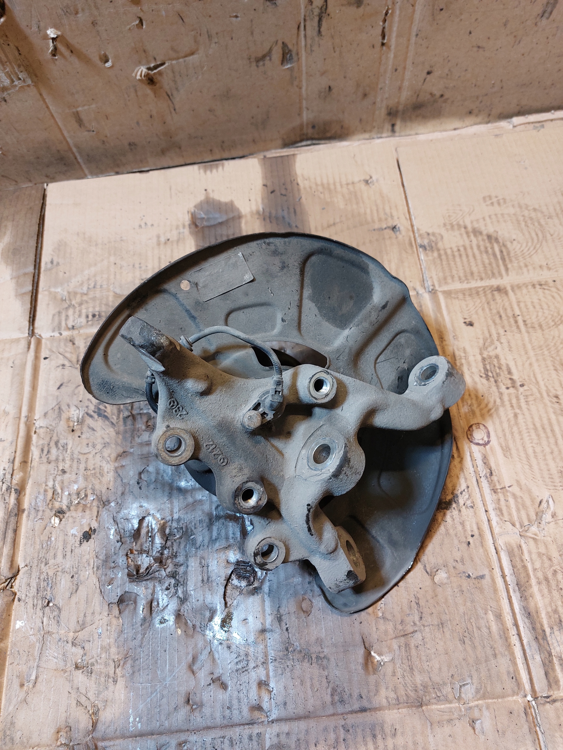 swing left front MERCEDES W212 2.2CDI