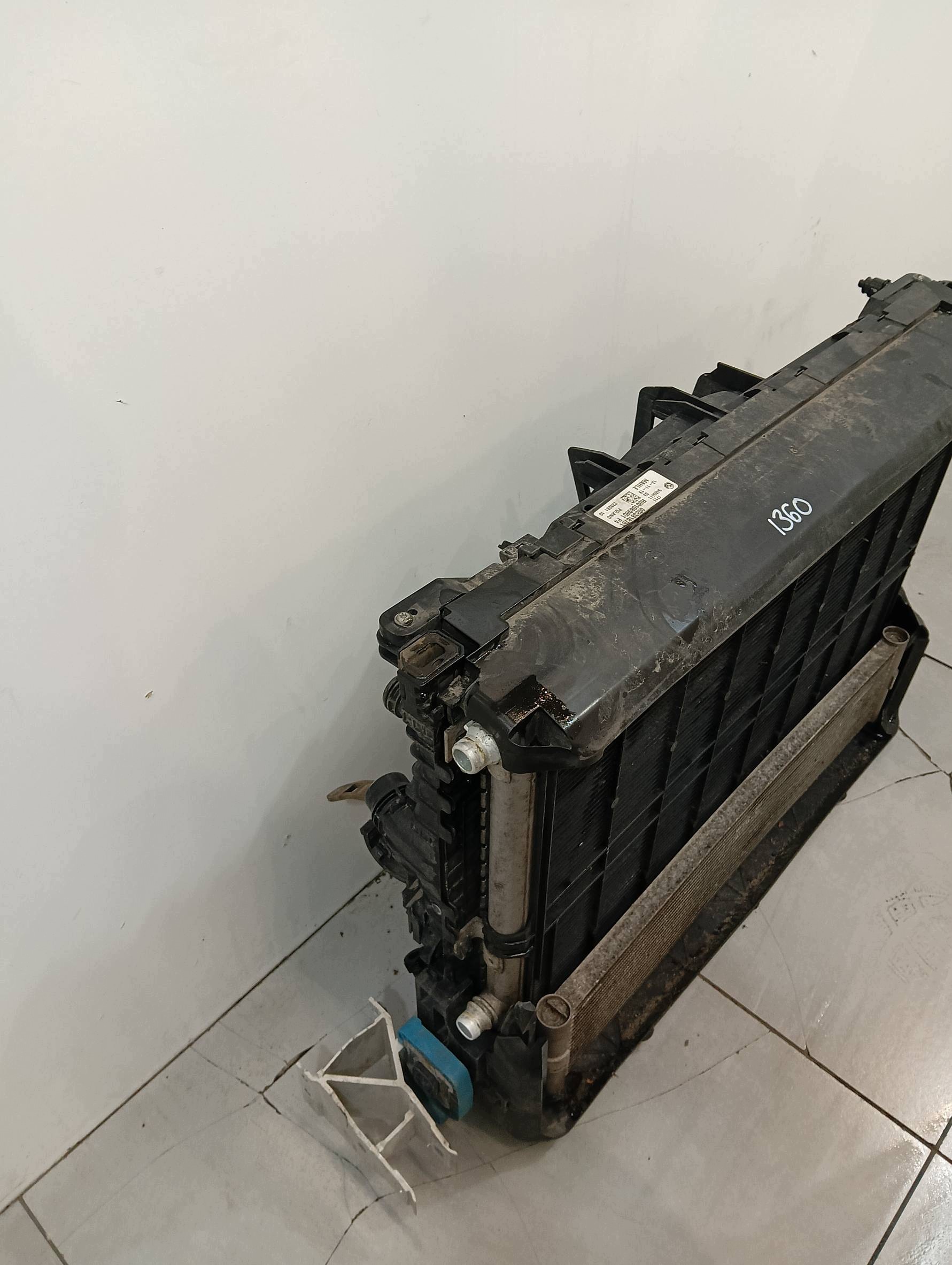 hladnjak vode interkuler ventilator 2.0 HYBRYDA KOMPLET Bmw 5 G30 G31