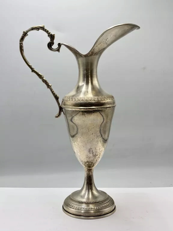 SREBRNY DZBANEK WAZON 800 155,5G