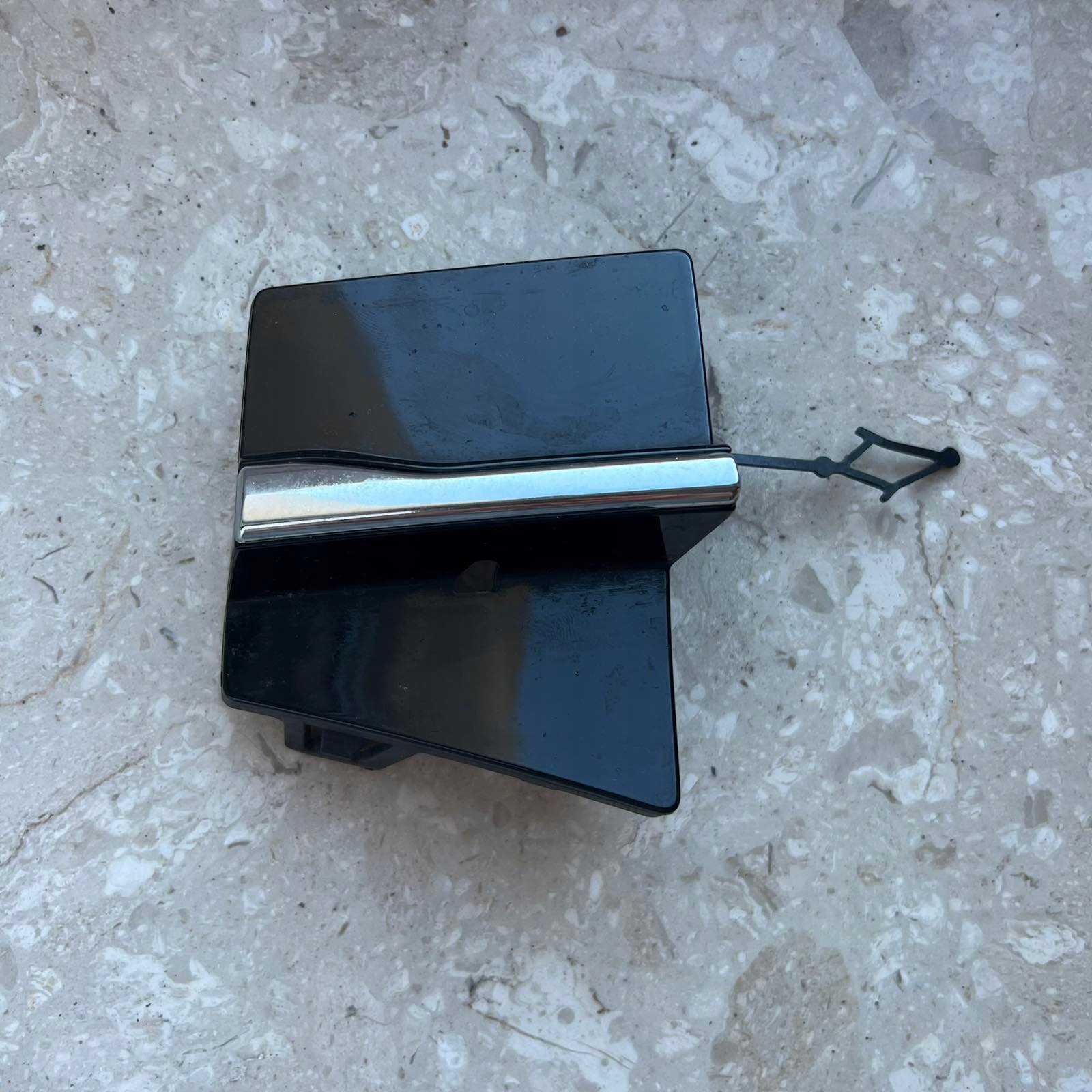VW PASSAT B9 2023- towing hook cap towing bumper front 3J0807241A