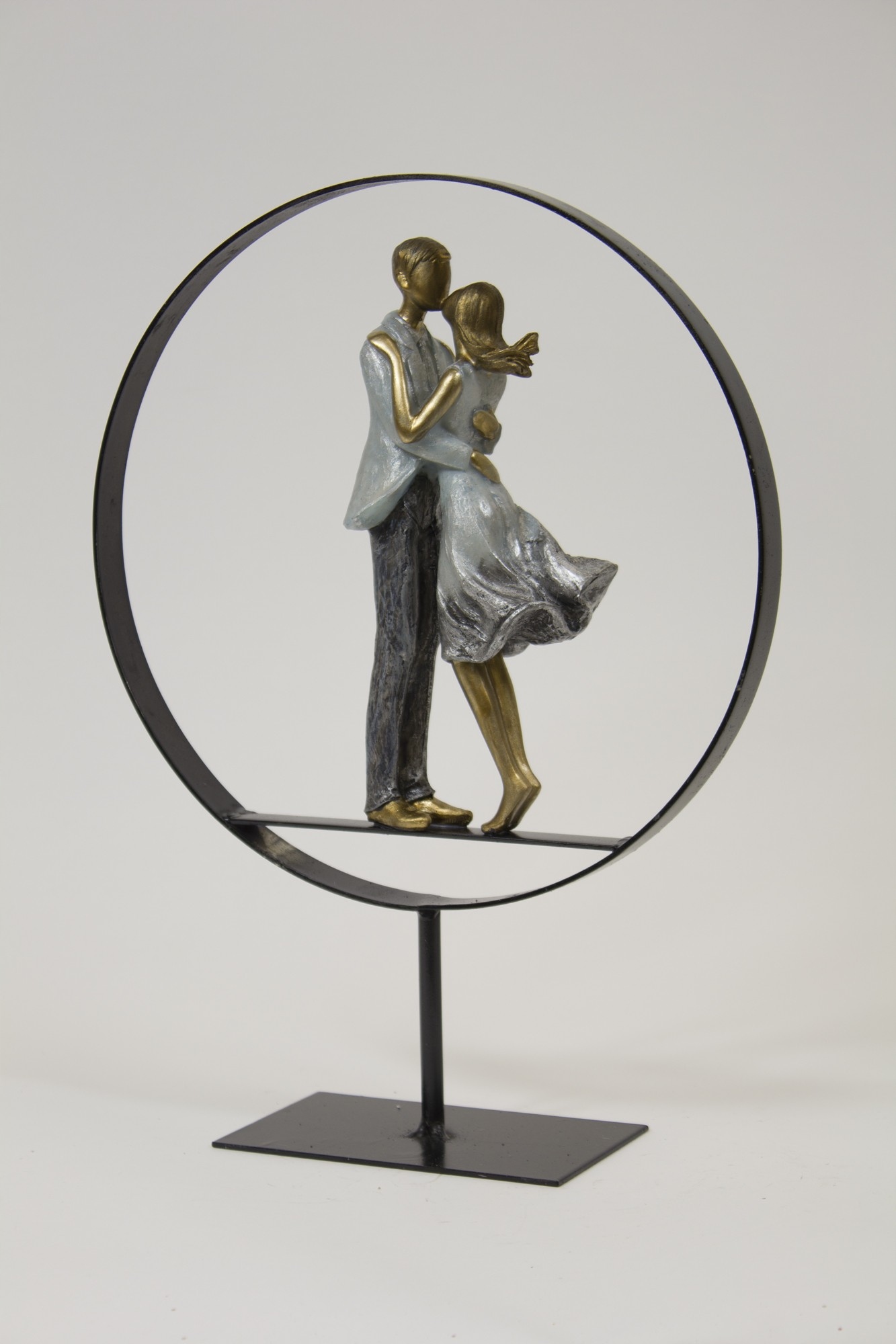 FIGURKA PARA ZAKOCHANYCH PREZENT NA ŚLUB ROCZNICA Producent Art-Pol