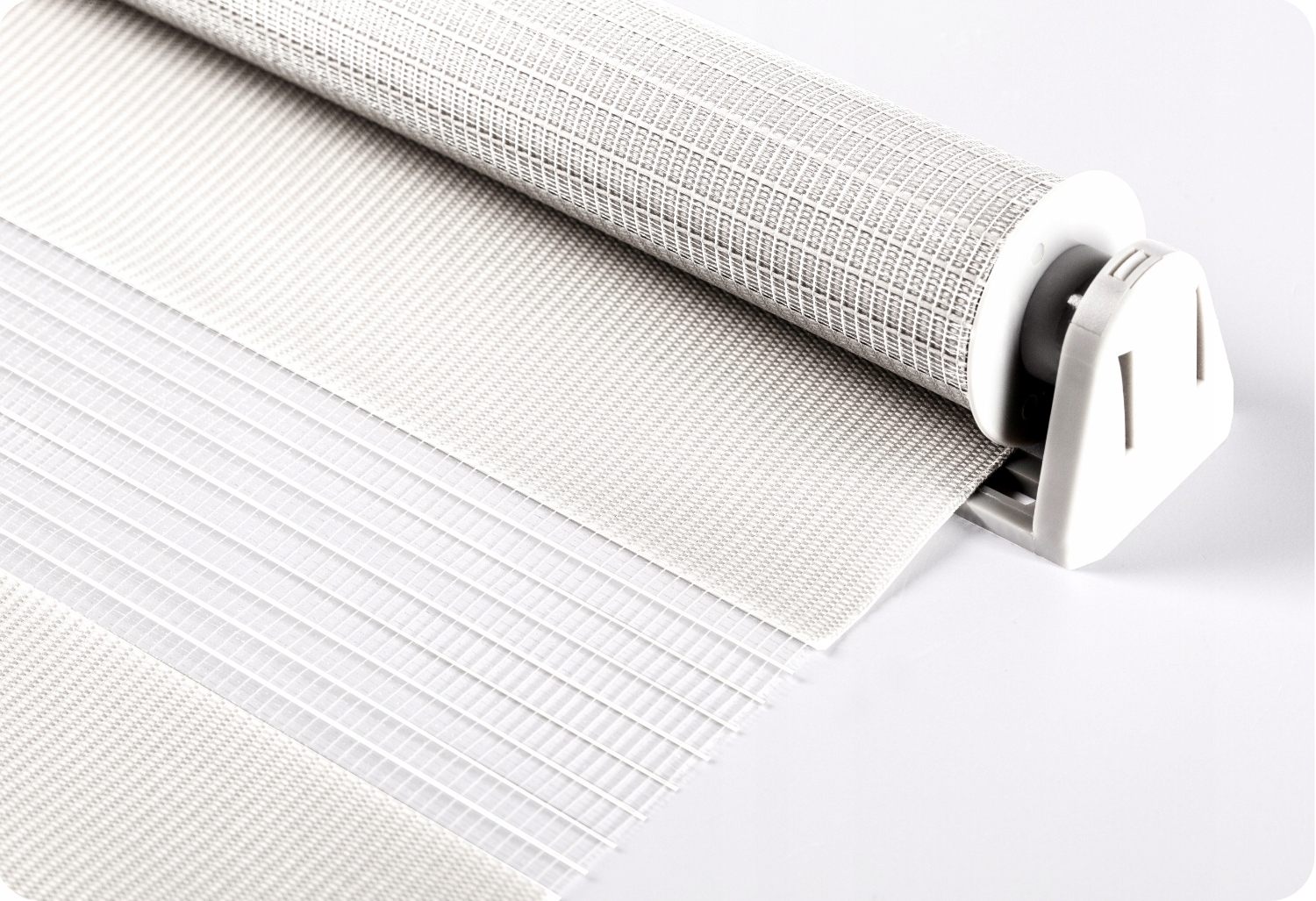 Roleta okienna dzień/noc - kolor: biały Wzór gładki