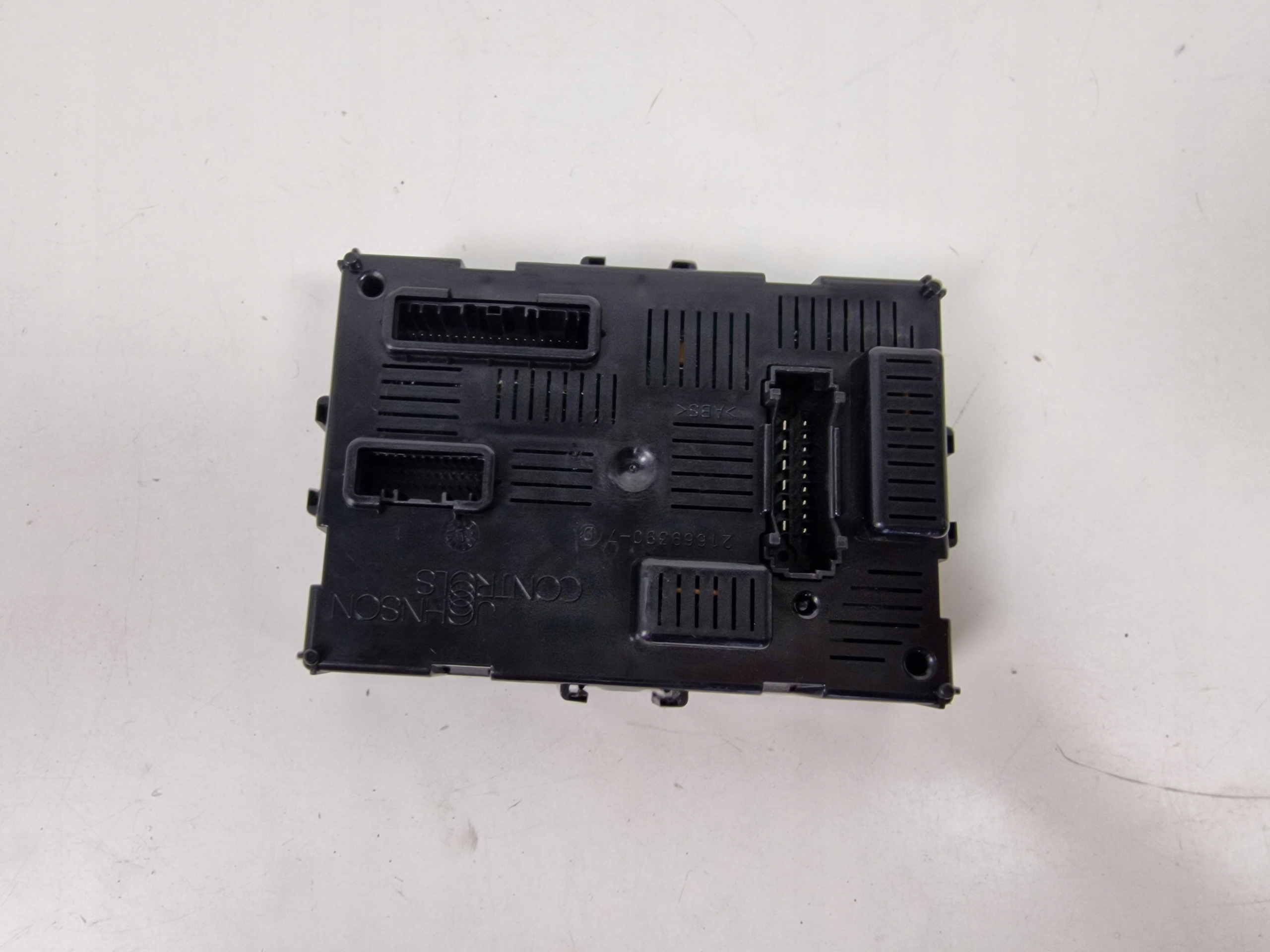NISSAN compartment BSM comfort control unit BCM 284B2EM03B