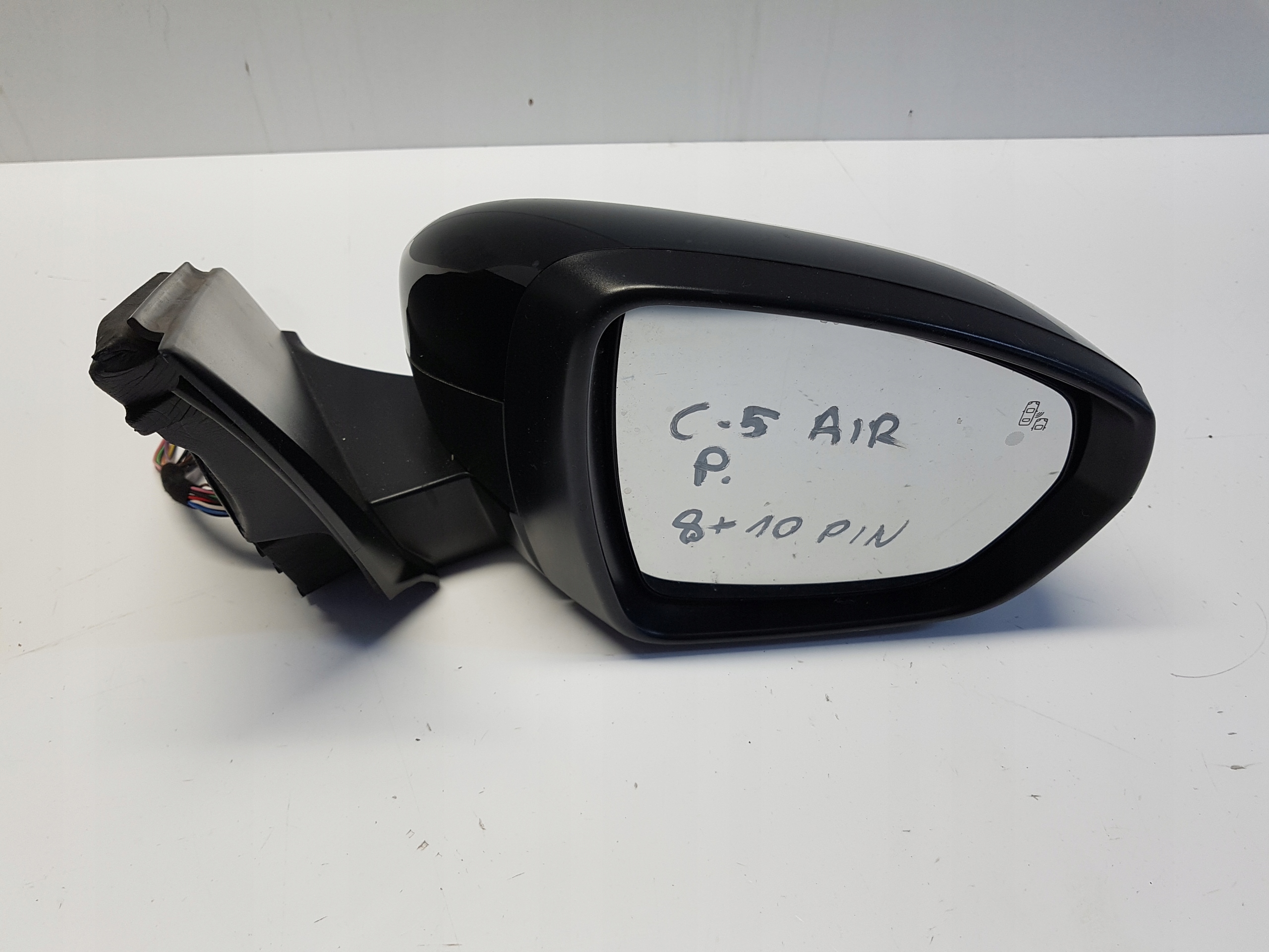 CITROEN C5 AIRCROSS Lusterko prawe 16PIN