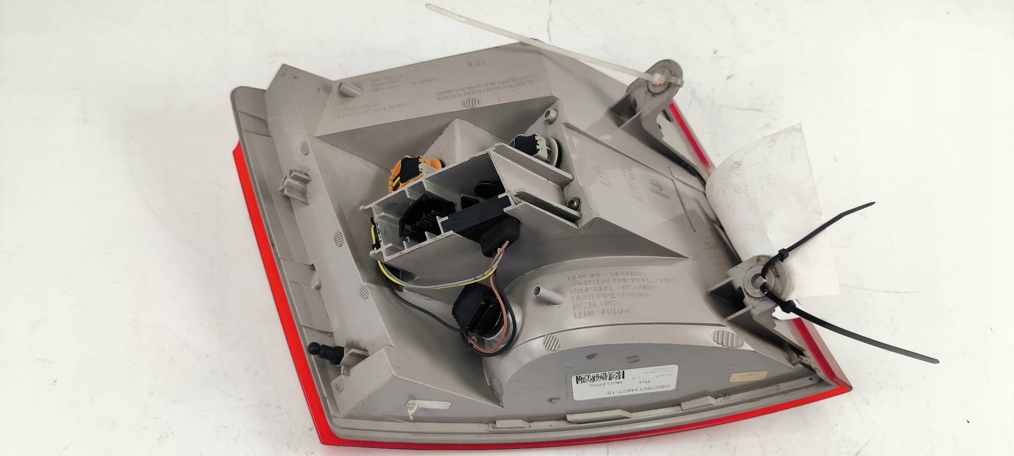light right rear part 5E9945096A SKODA OCTAVIA III