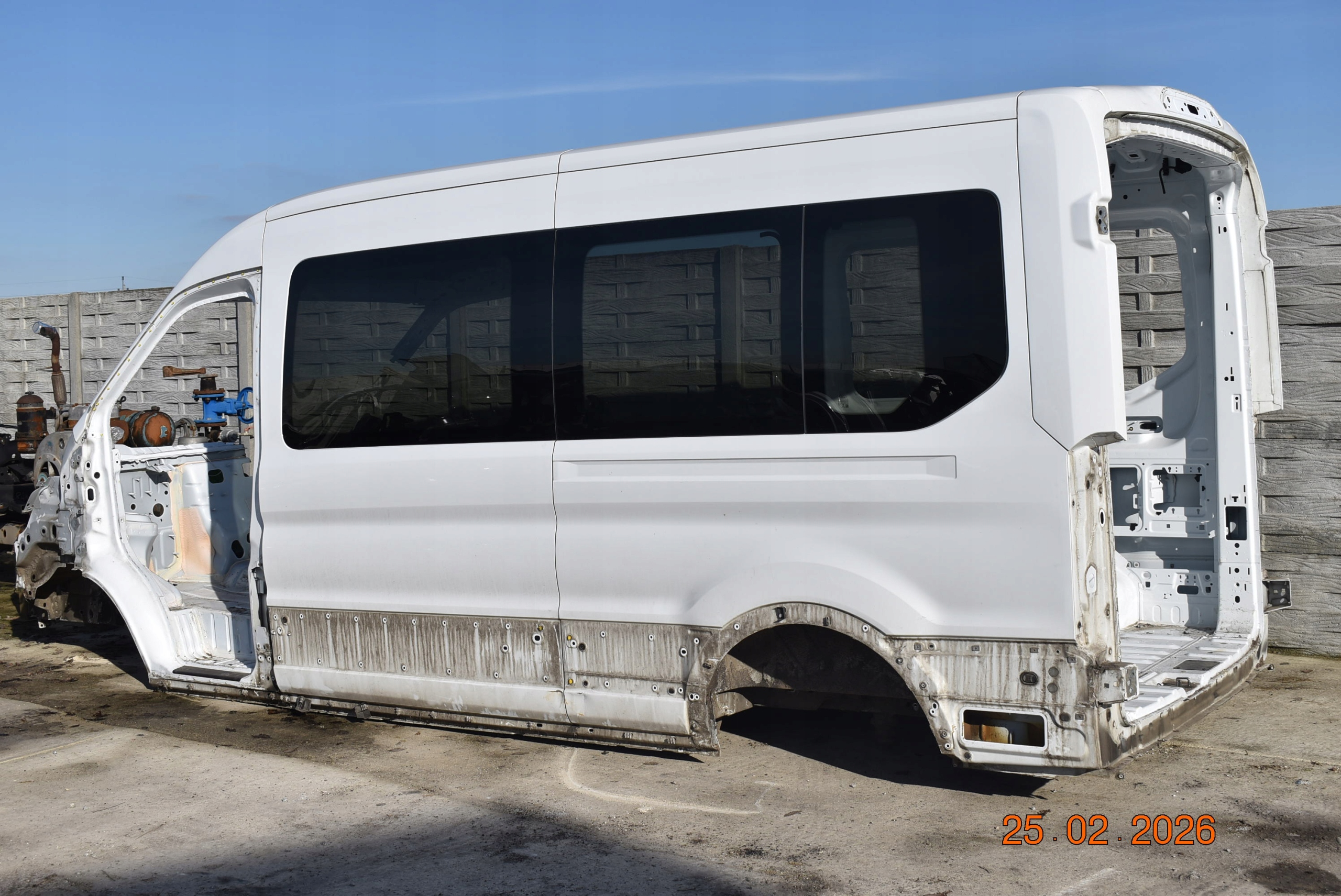 MK8 FORD TRANSIT SZYBA KAROSERYJNA BOCZNA LEWA 1 SZT OSOBOWY