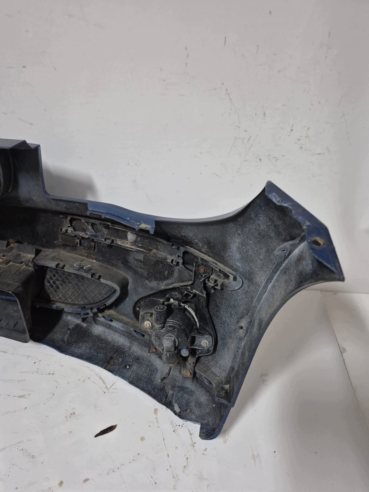 BMW 1 E87 E81 04- bumper front front without DZIUR 7132183