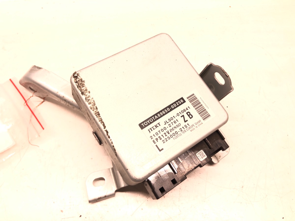 МОДУЛЬ ДОПОМОГИ TOYOTA YARIS III 89650-0D256