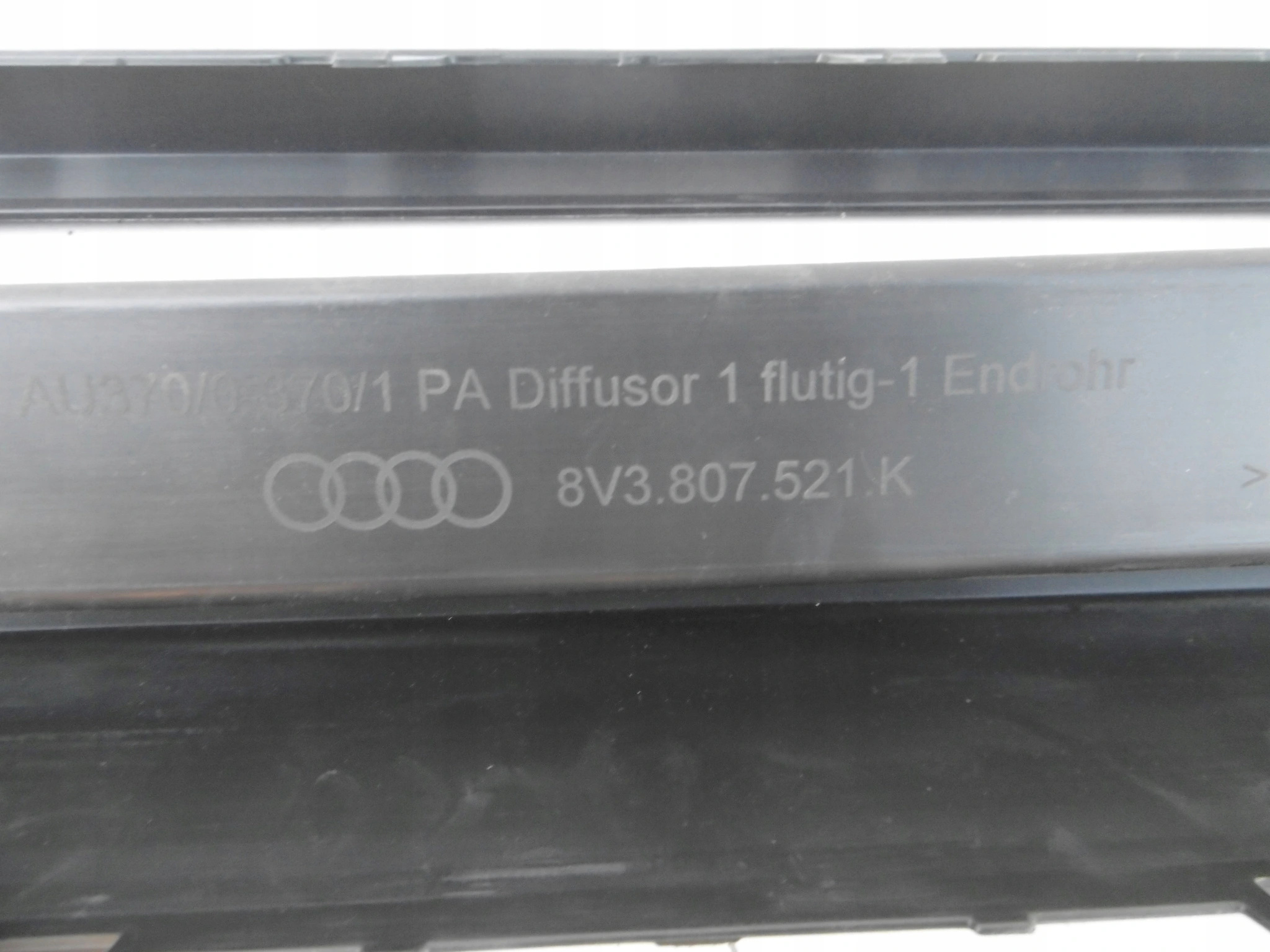 AUDI A3 8V3 SPOJLER DYFUZOR ZDERZAKA HAK TYŁ NOWY Producent części Audi OE