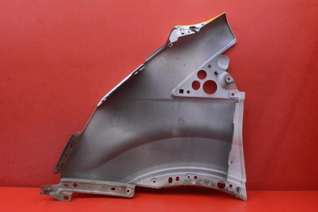 fender right front front white ZOLTA FOLIA FORD TRANSIT MK8 14-19