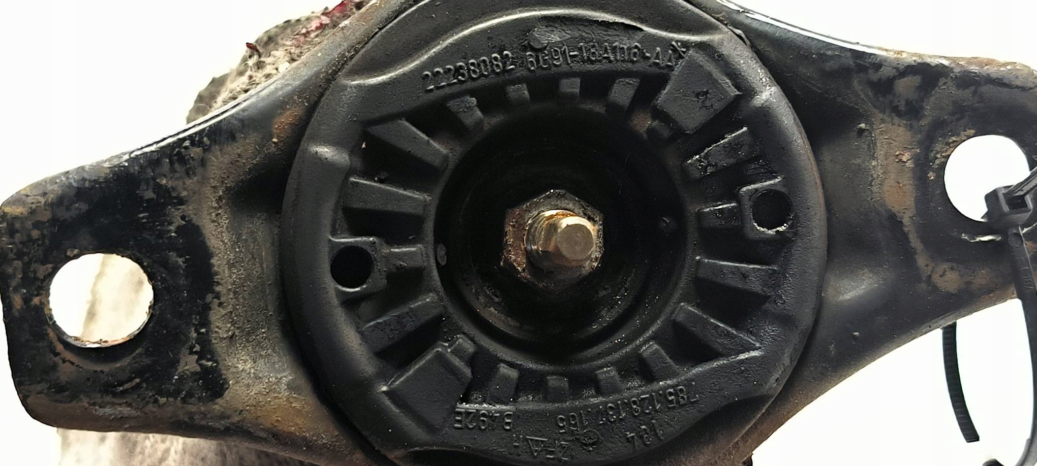 shock absorber left rear part 785128137165 VOLVO V60