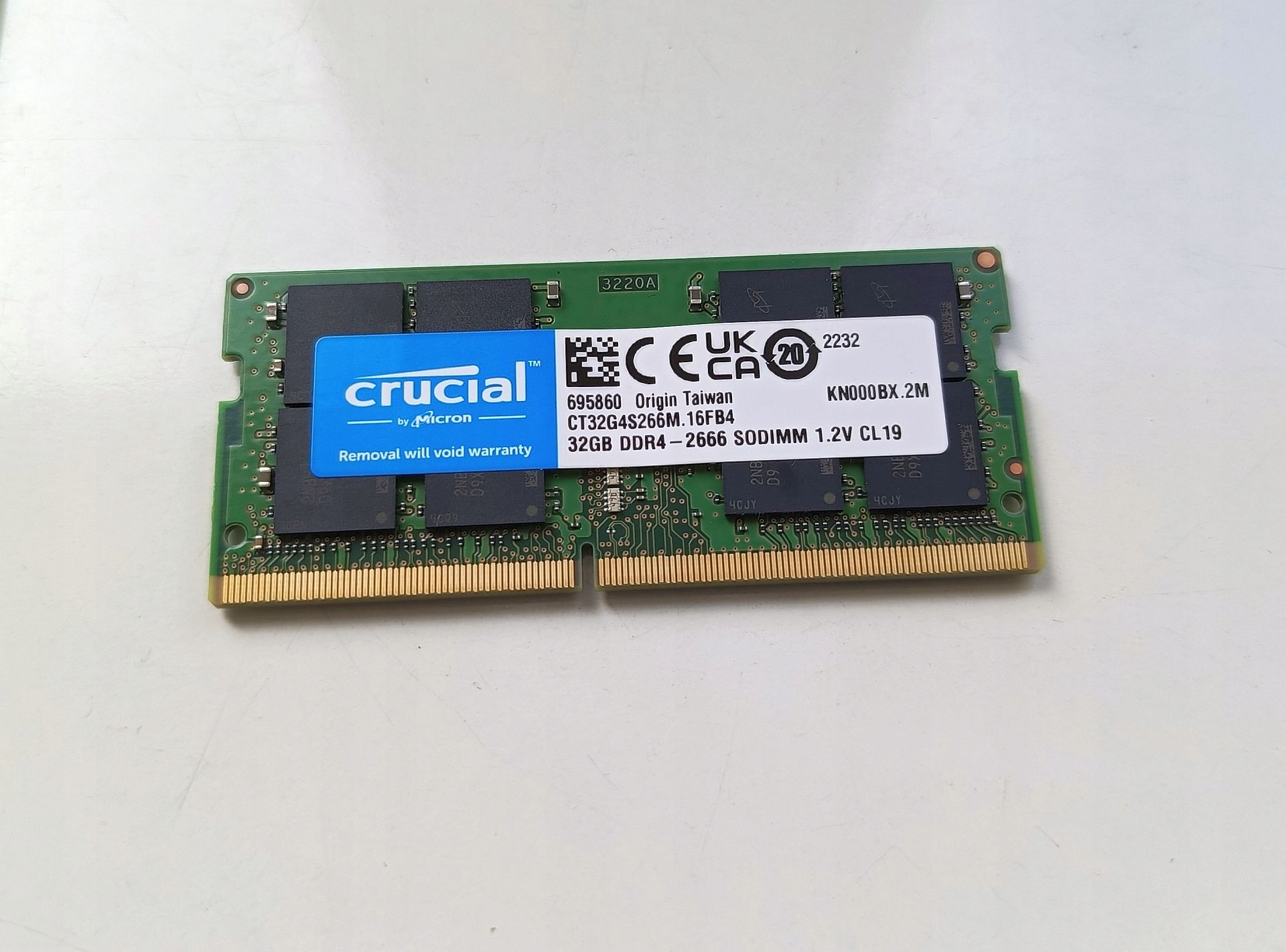 新品未開封 Crucial DDR4 32GB 3200MHz SODIMM Crucial 32GB DDR4-3200 SODIMM | CT32G4SFD832A | Crucial.com