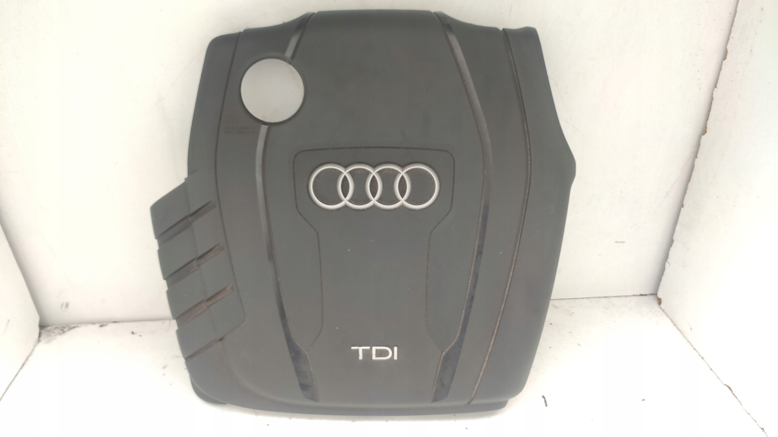 AUDI A6 C7 OSŁONA POKRYWA SILNIKA 03L103925AB