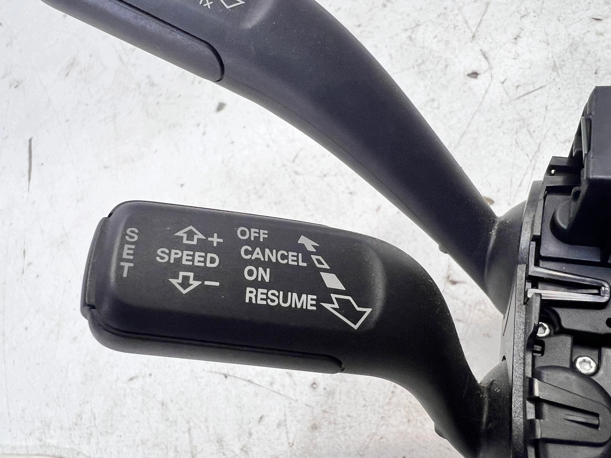 commande levier commodo sous volant TEMPOMAT AUDI A4 B8 A5 8T Q5 8R 8K0953502BD
