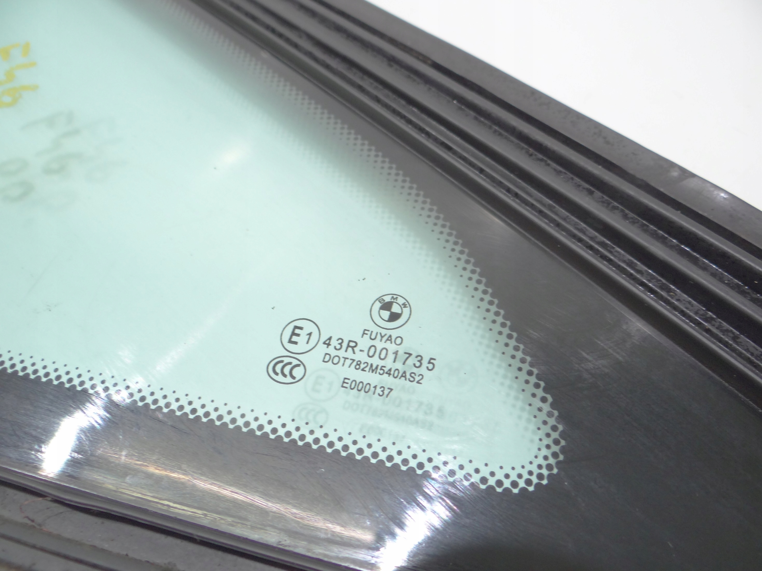 window bodywork right front BMW 2 F46 OE
